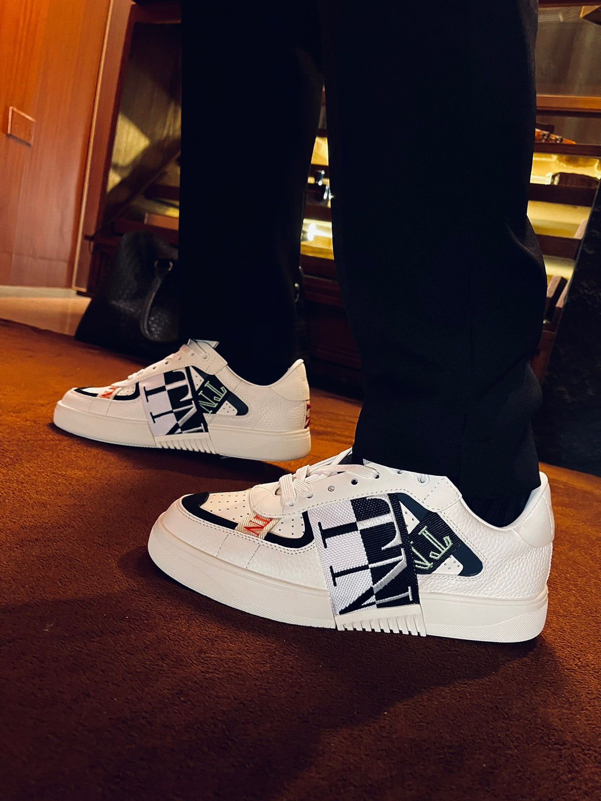 White black Shoes