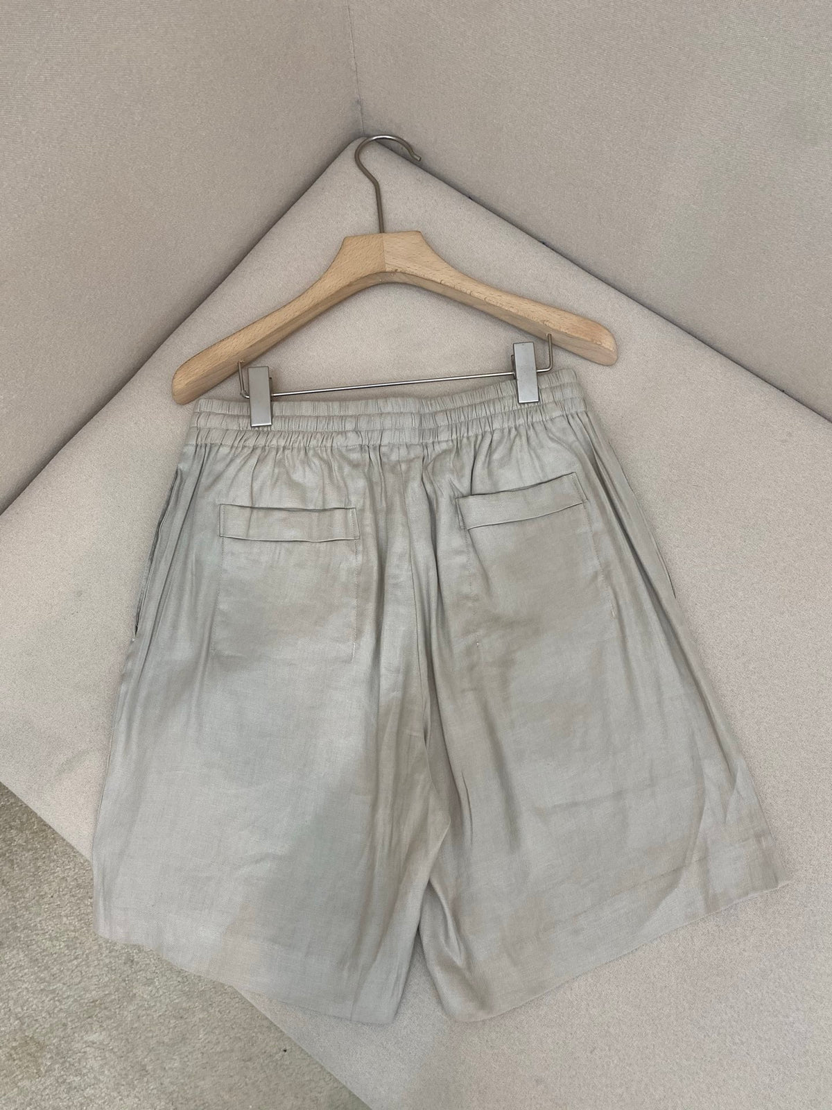 Multi-color Short