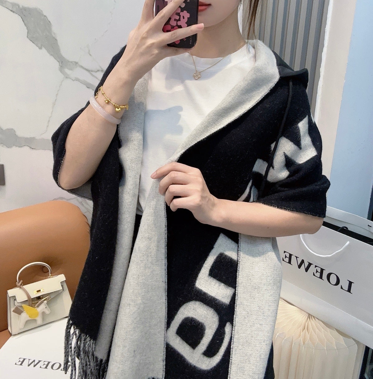 Black Scarf