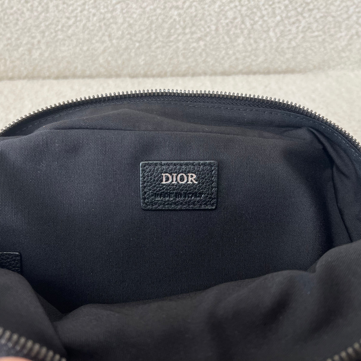 Schwarze Tasche