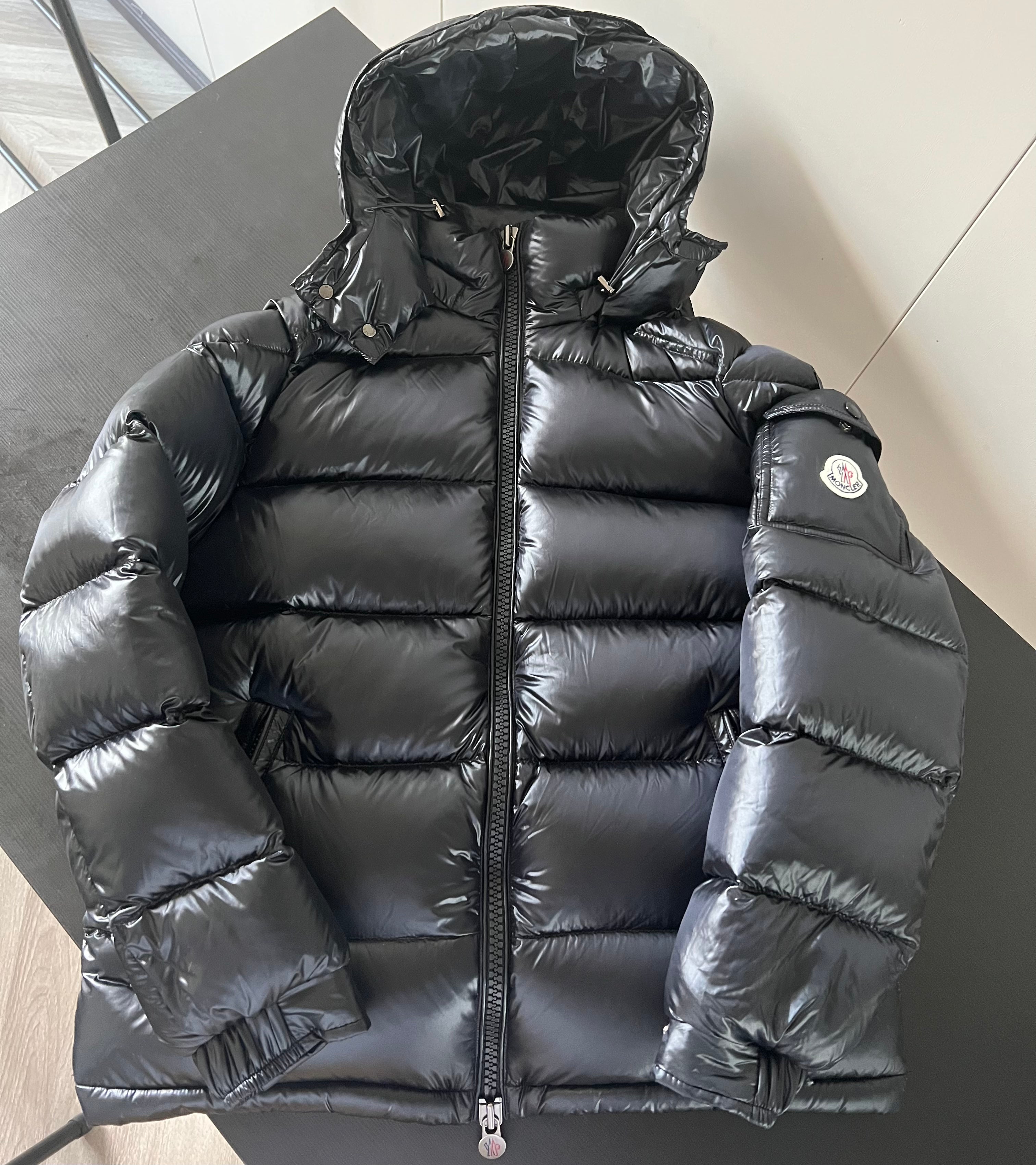 Black Jacket - FashionHype.xyz