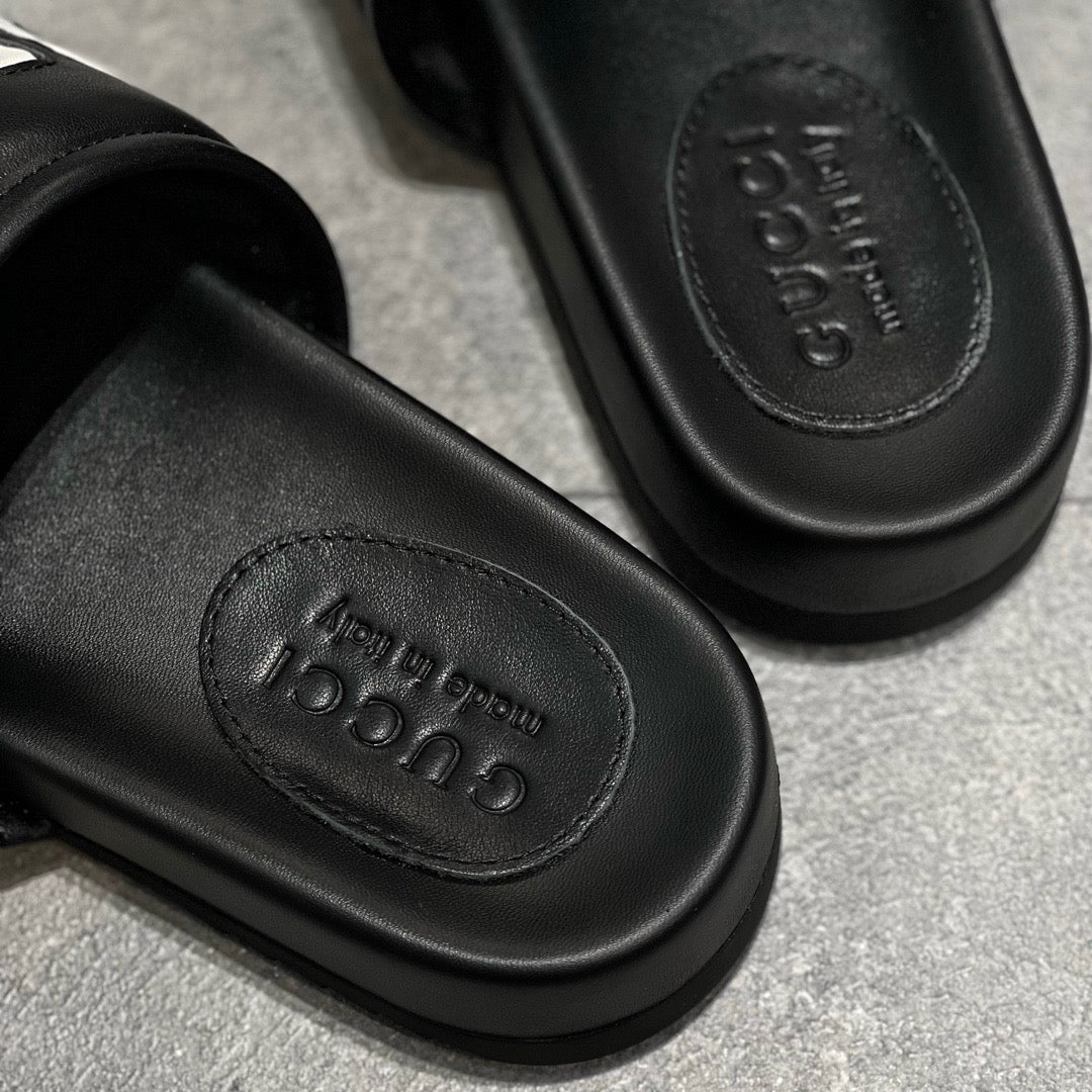 Black and Green Shoes - FashionHype.xyz