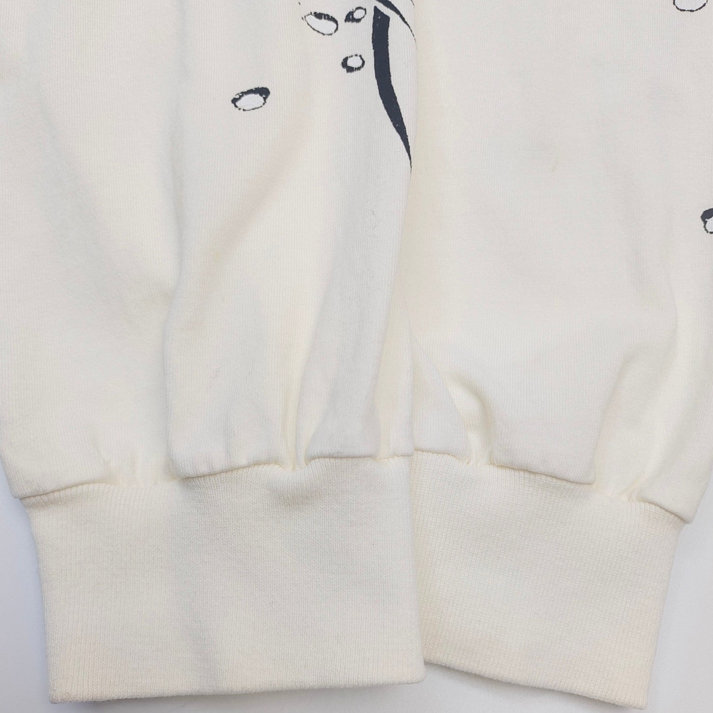 Jersey blanco y negro