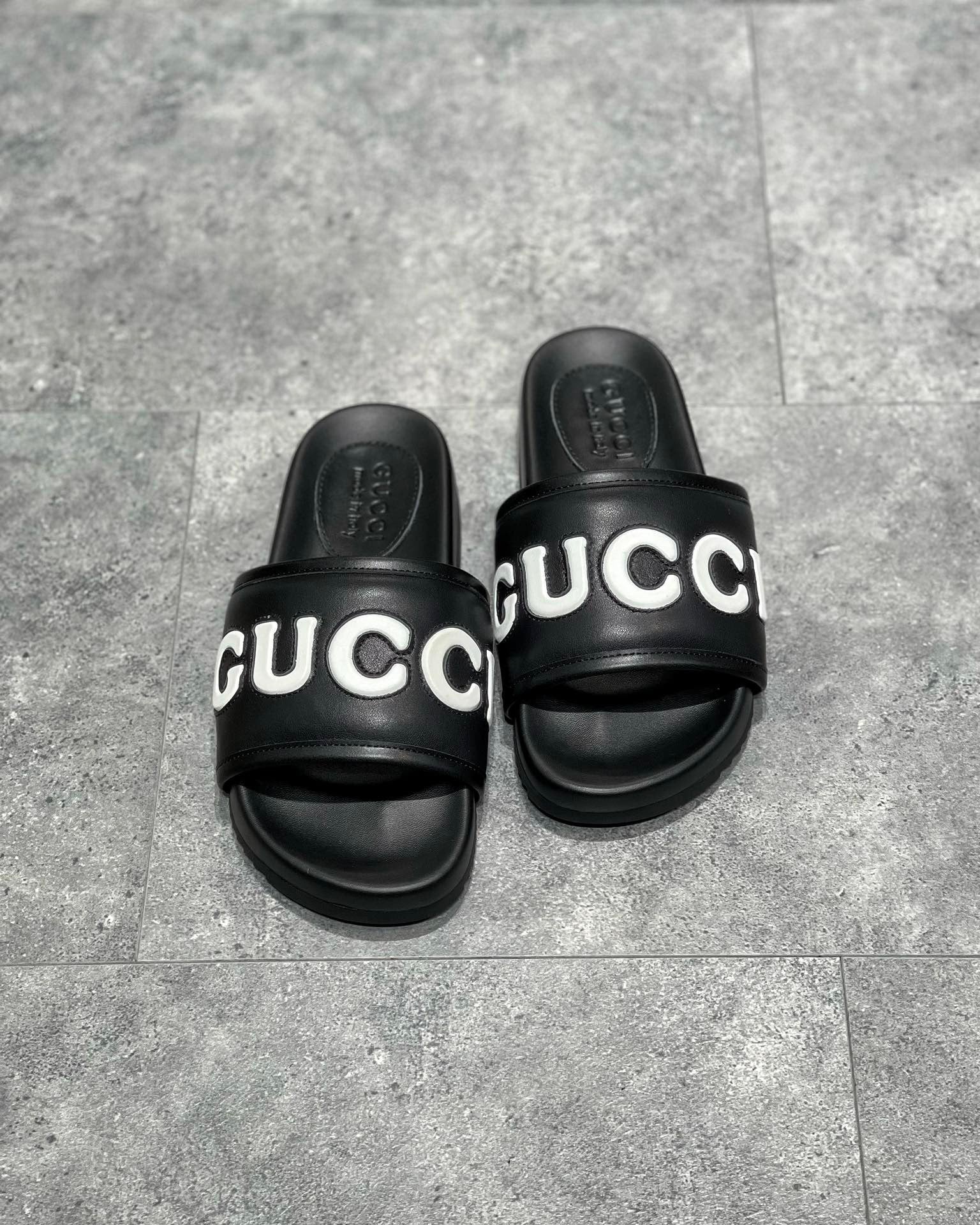 Black and Green Shoes - FashionHype.xyz