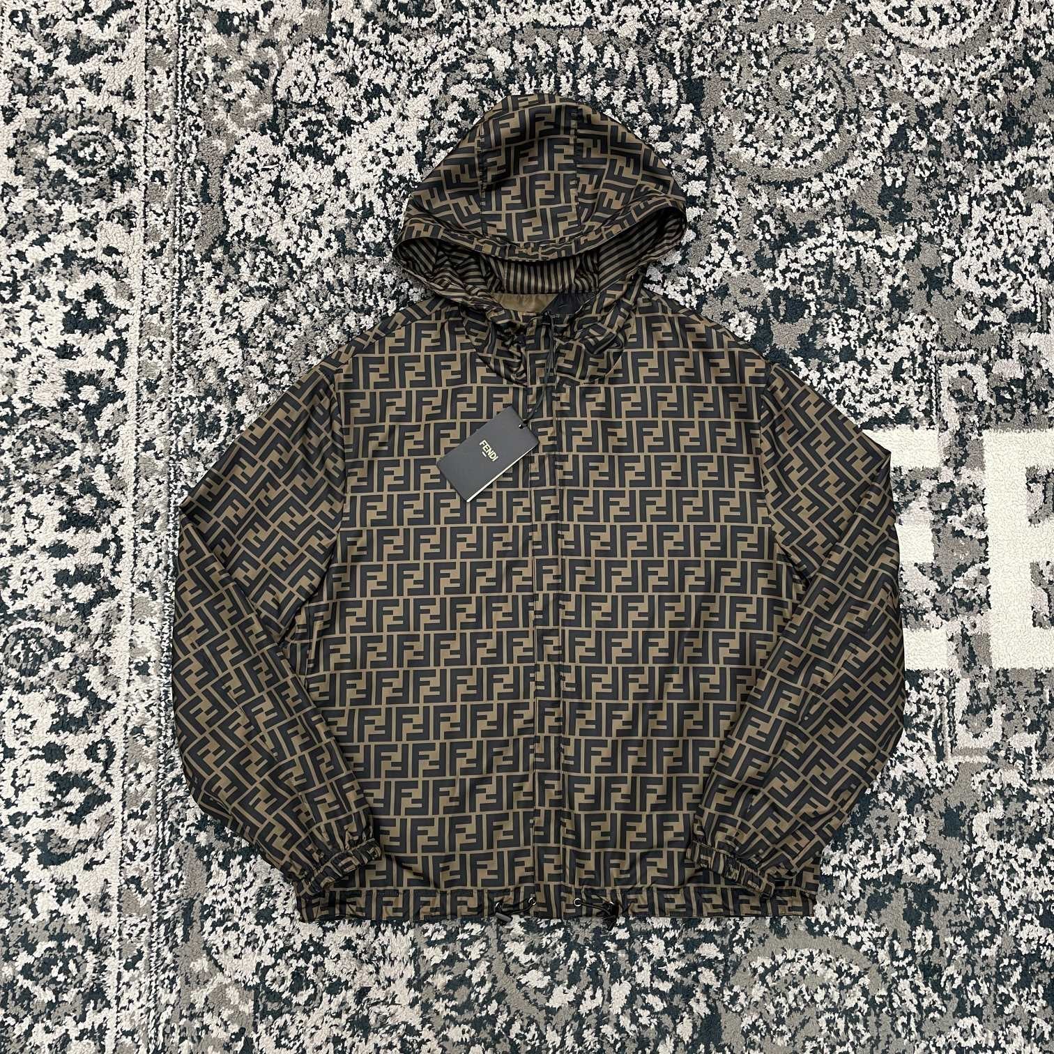 Black grey Jackets - Size L