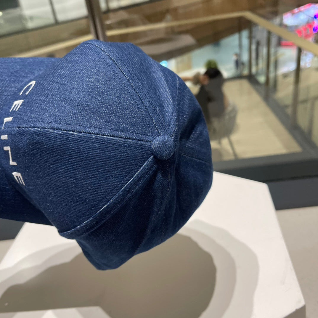 Gorras multicolores