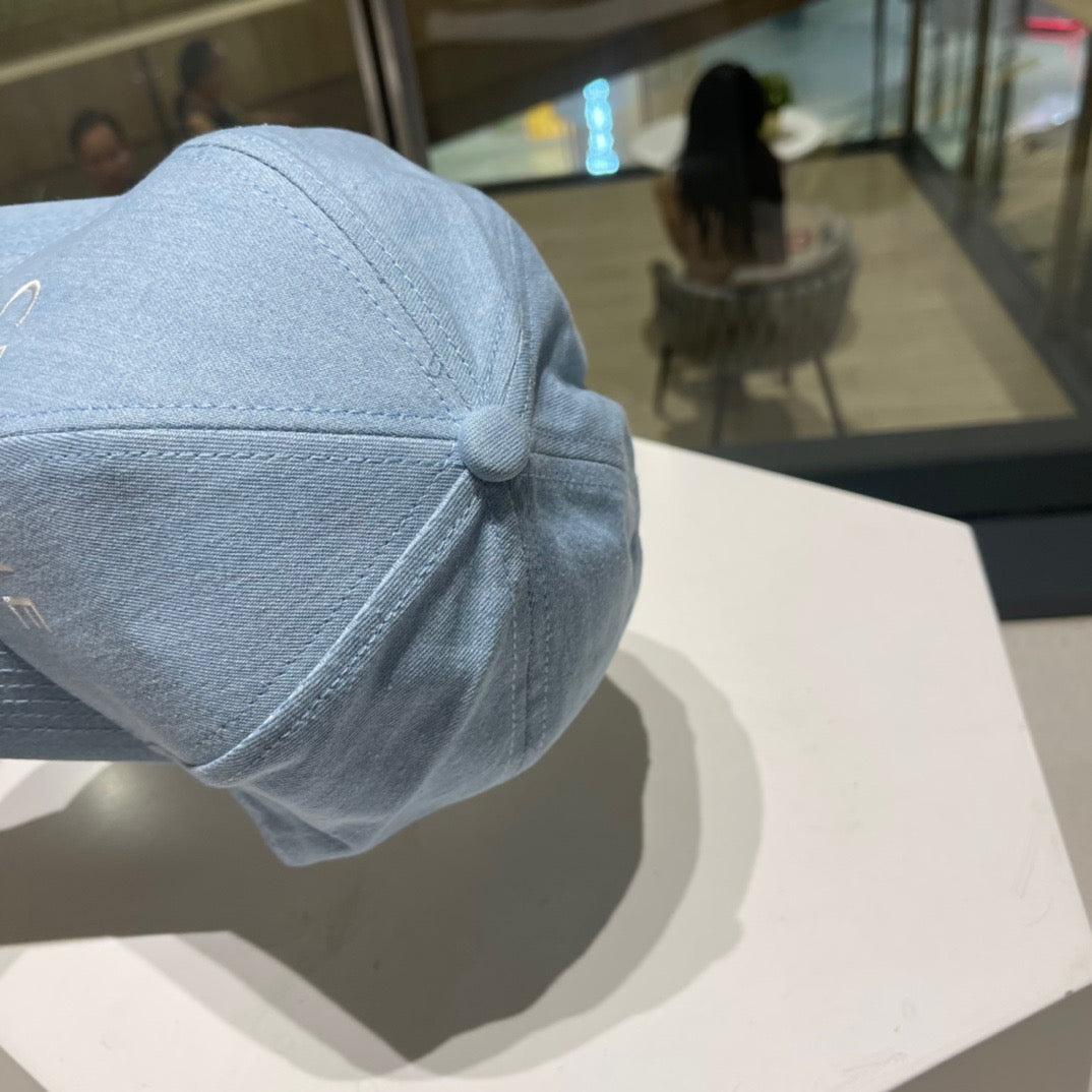 Gorras multicolores
