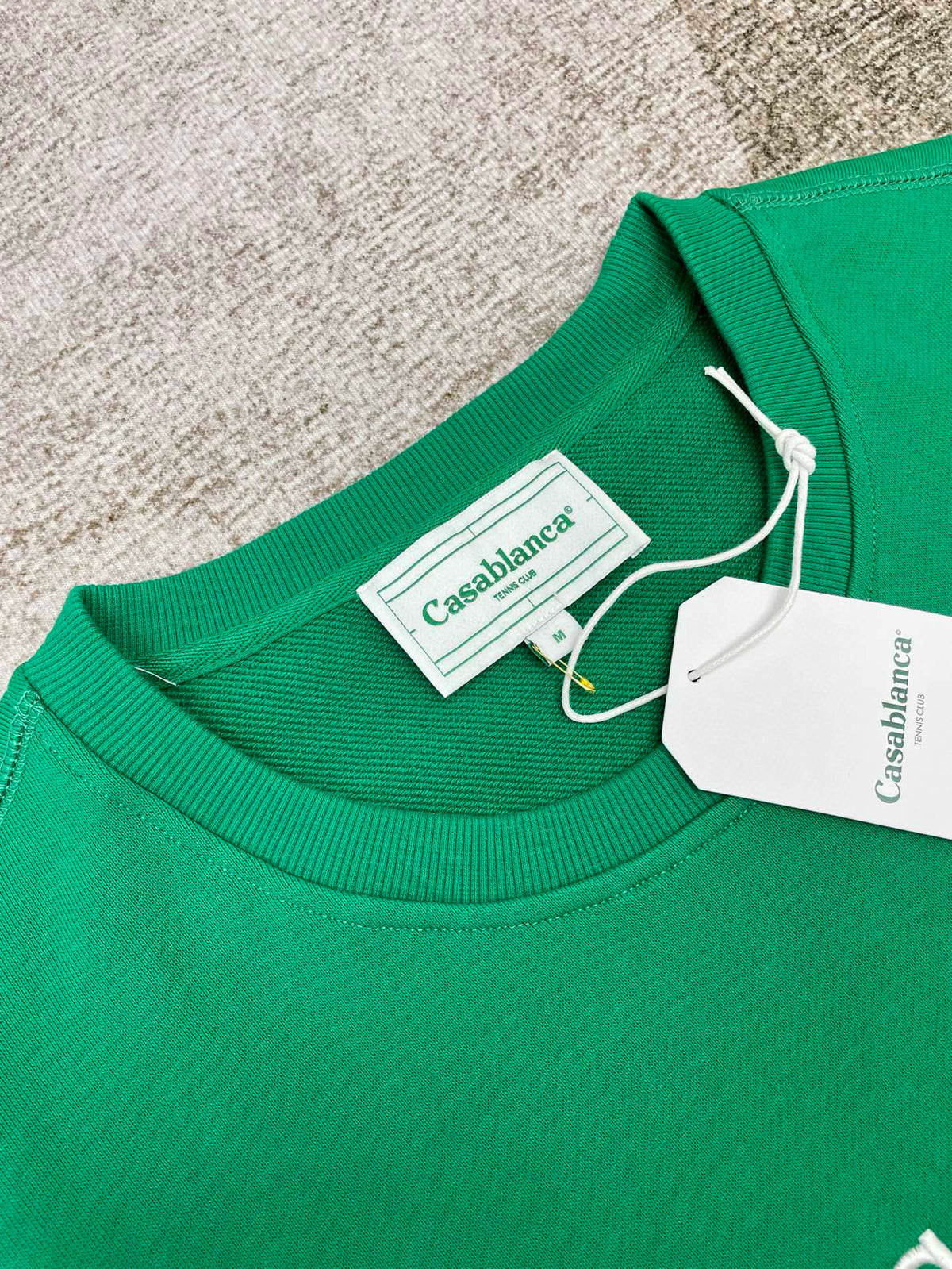 Sudadera verde y negra