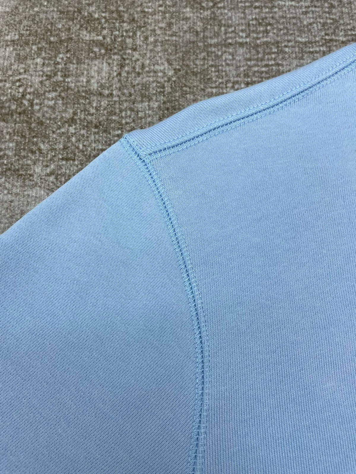 Sudadera azul cielo