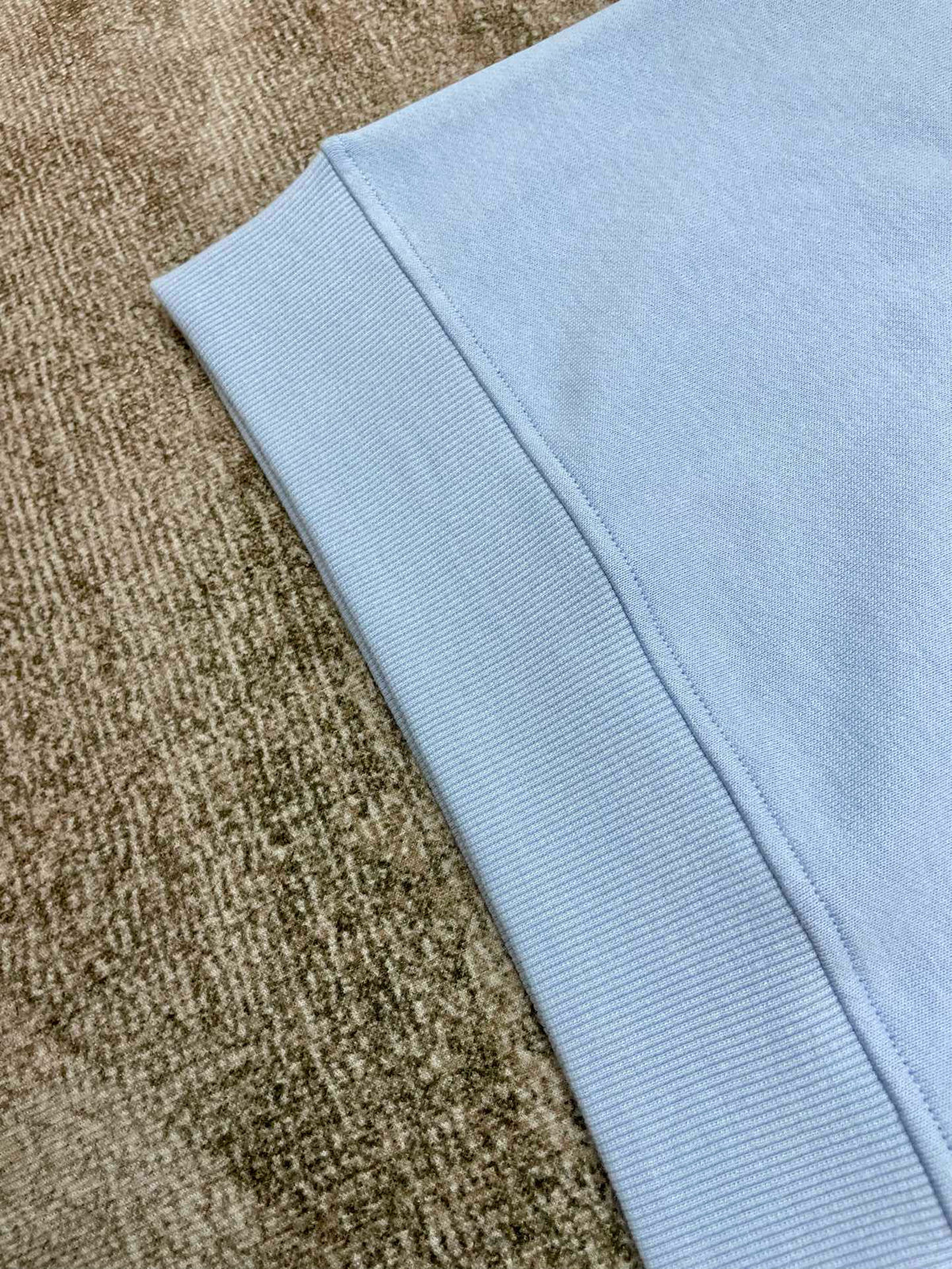 Sudadera azul cielo