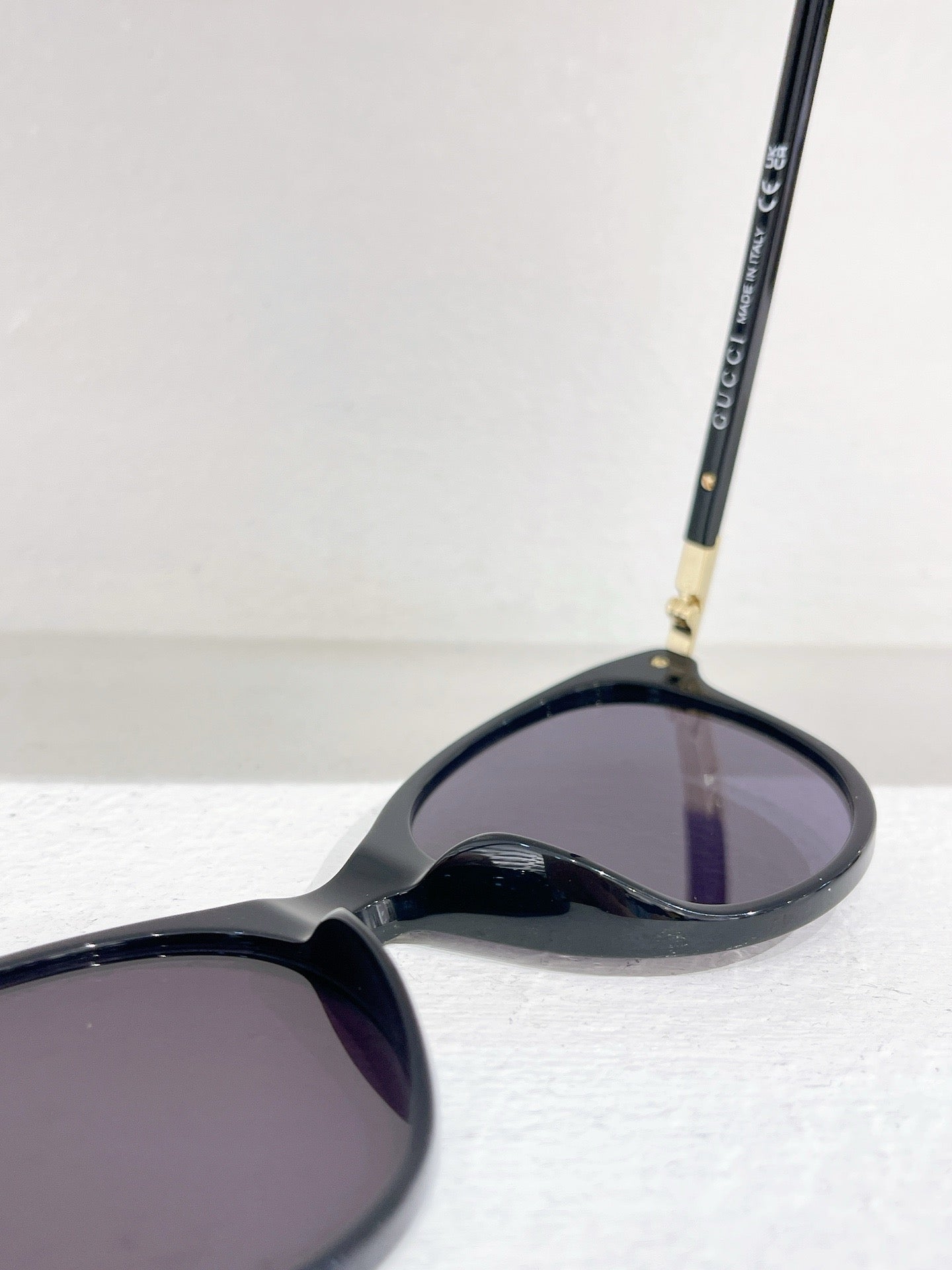 Red and Black Sunglass - FashionHype.xyz