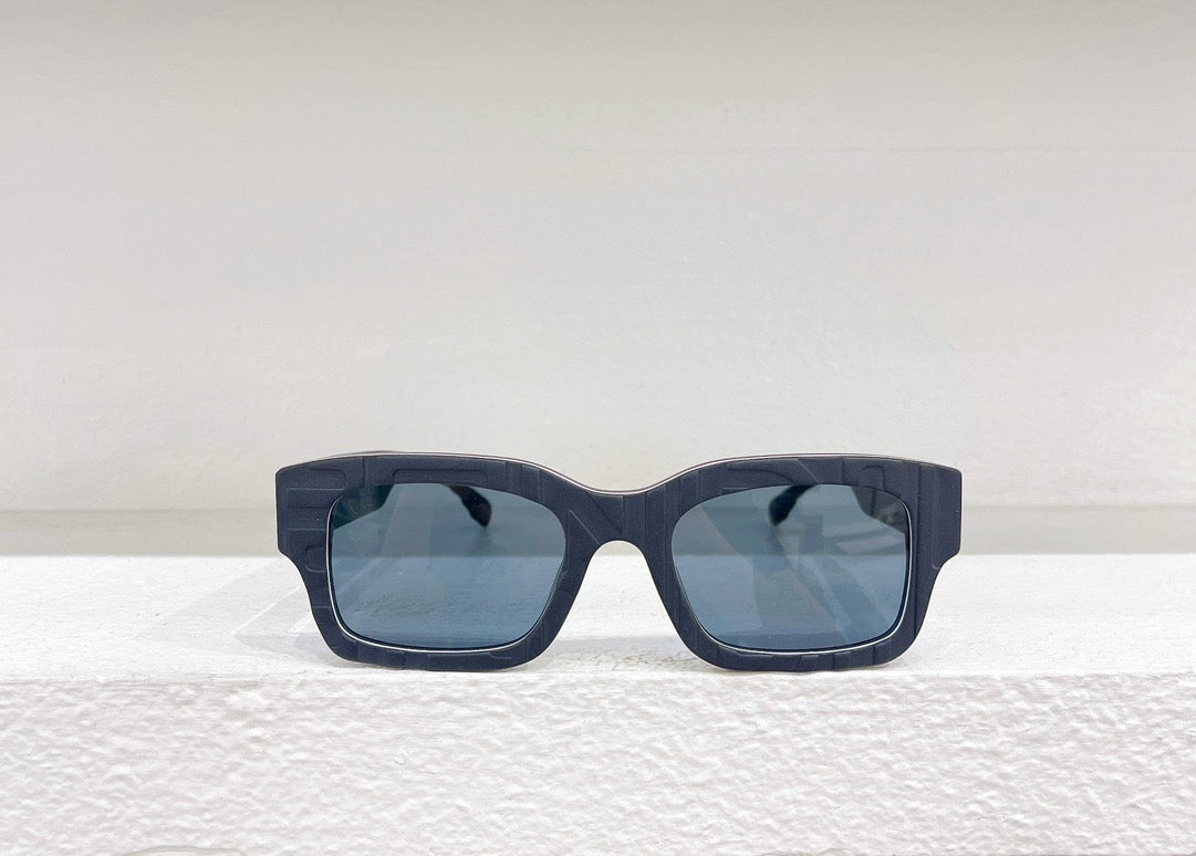 Pink,White and Black Sunglass - FashionHype.xyz