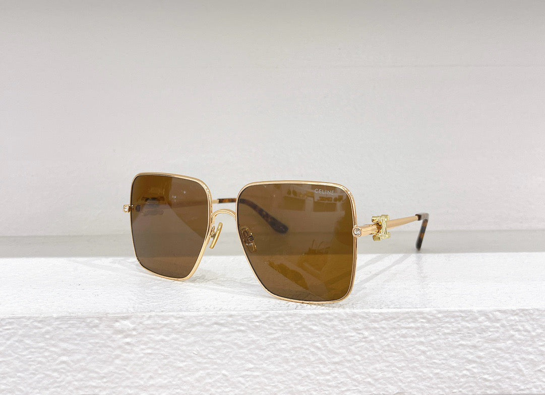 Gafas de sol negras, marrones y rosas