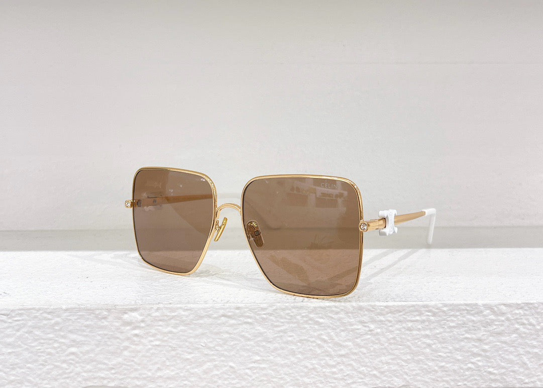Gafas de sol negras, marrones y rosas