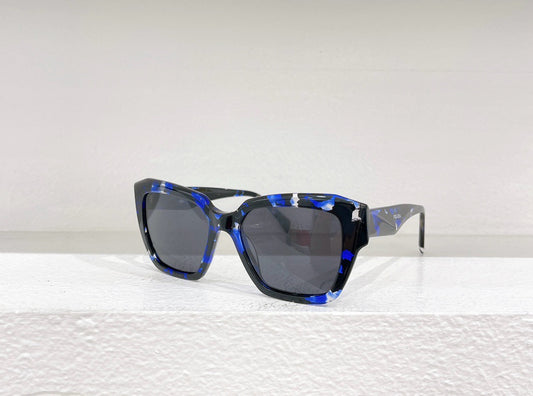 Mehrfarbige Sonnenbrille