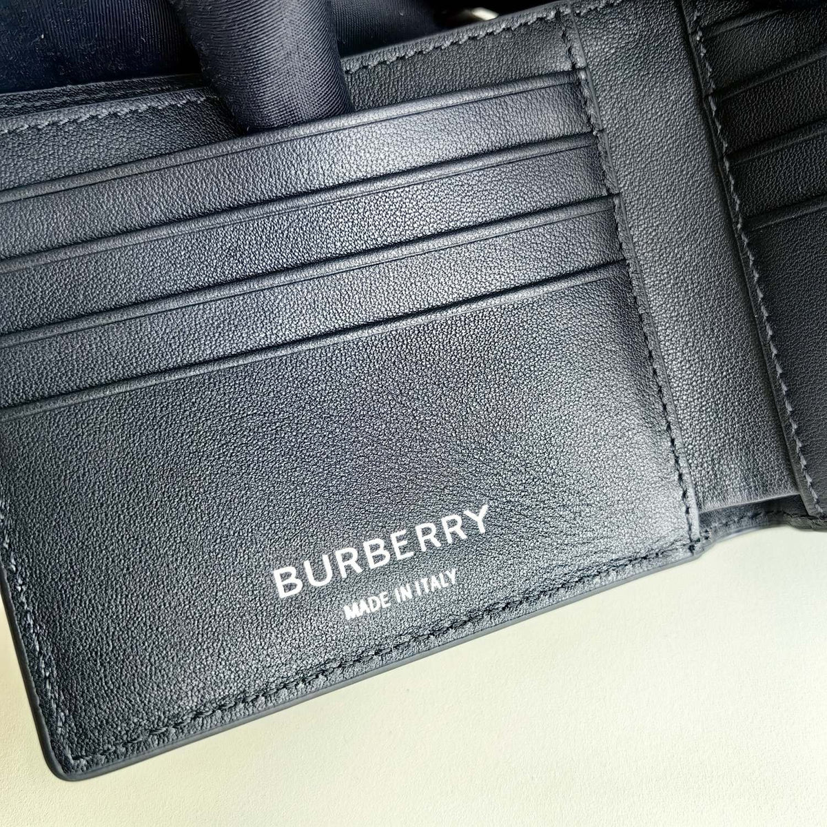 Blue Wallet - FashionHype.xyz