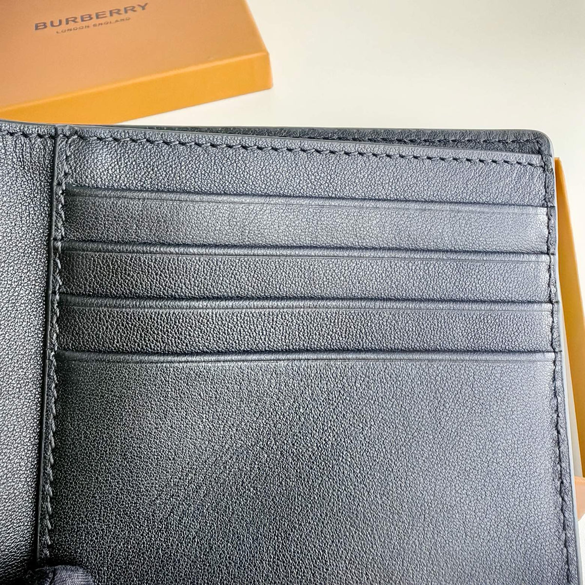 Blue Wallet - FashionHype.xyz