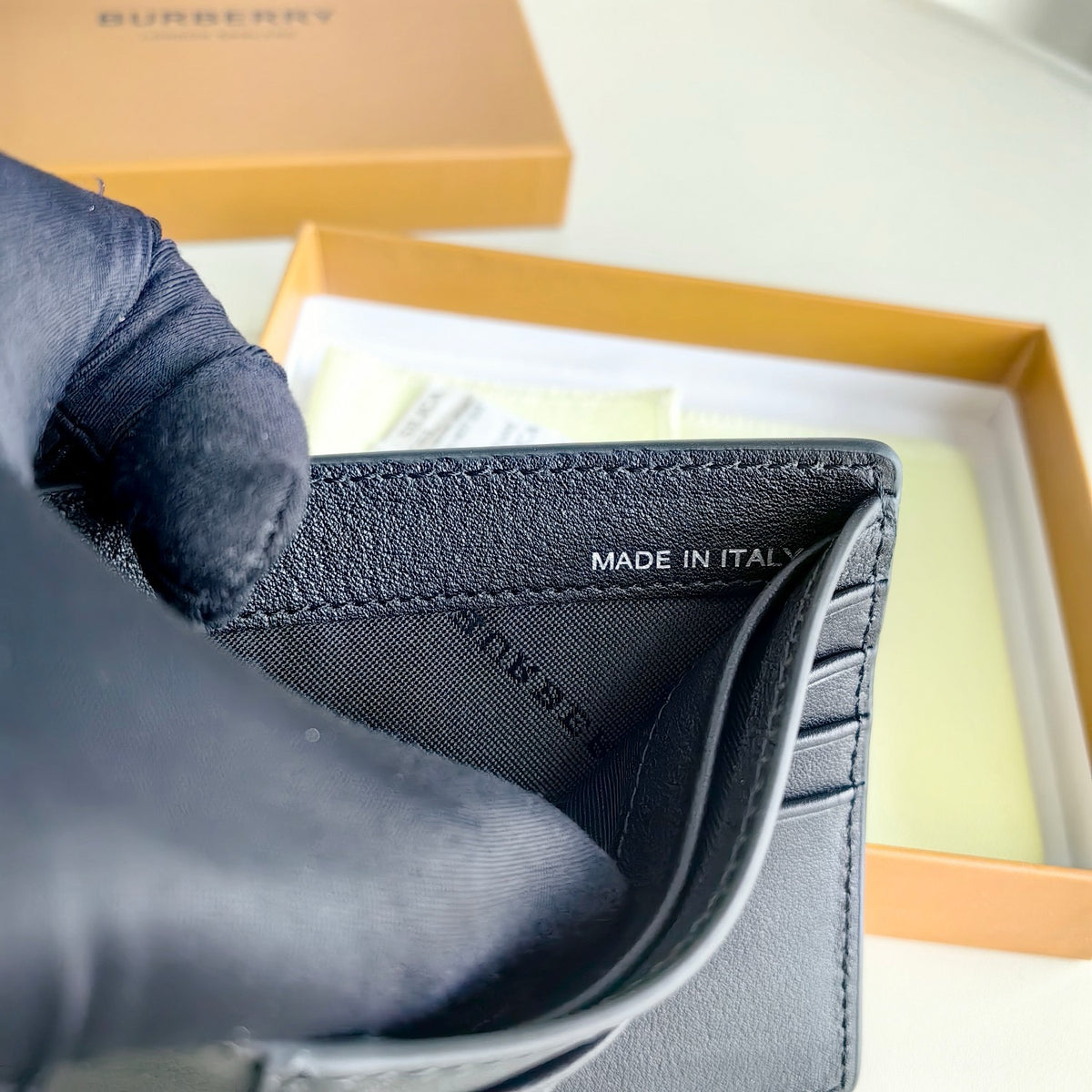 Blue Wallet - FashionHype.xyz