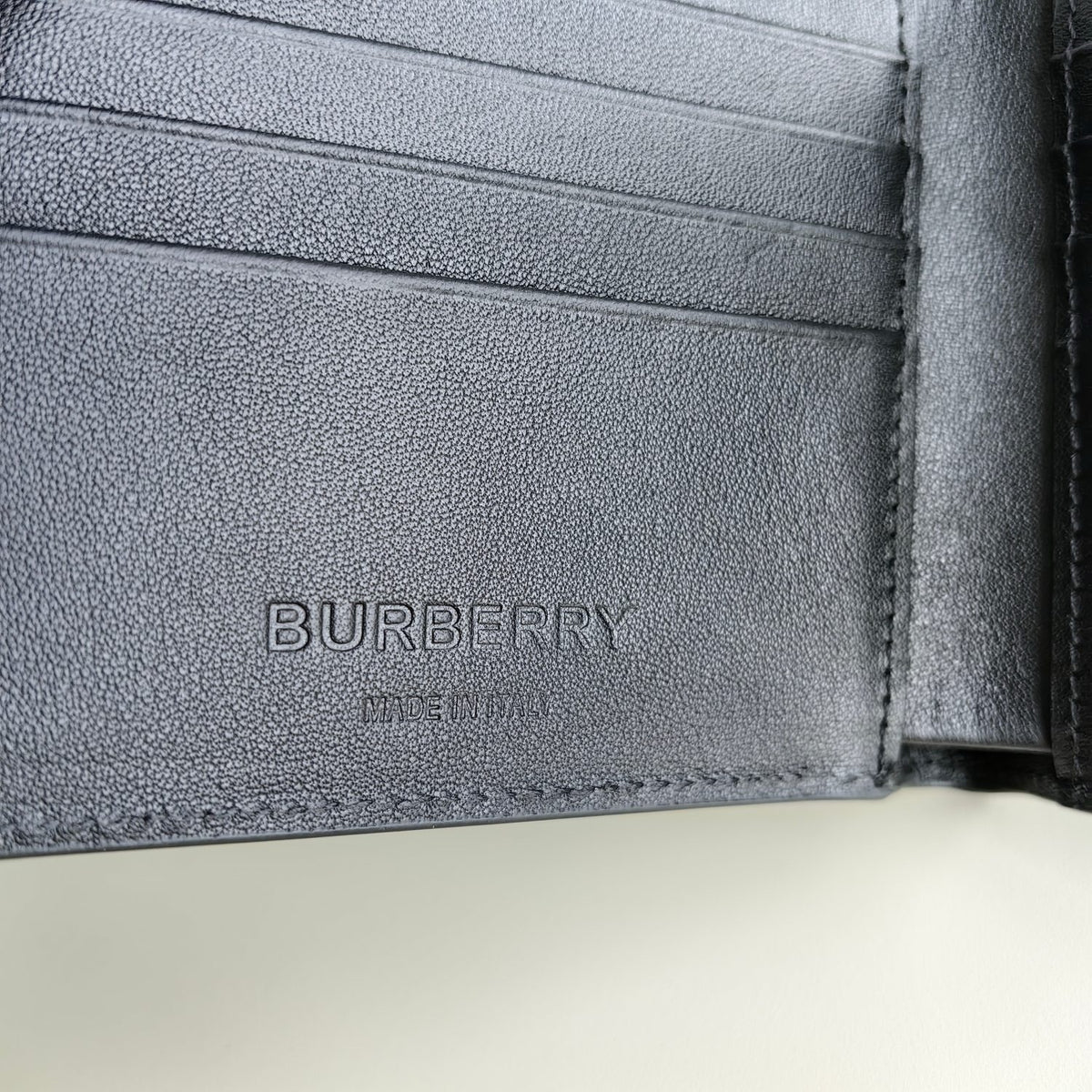 Black Wallet - FashionHype.xyz