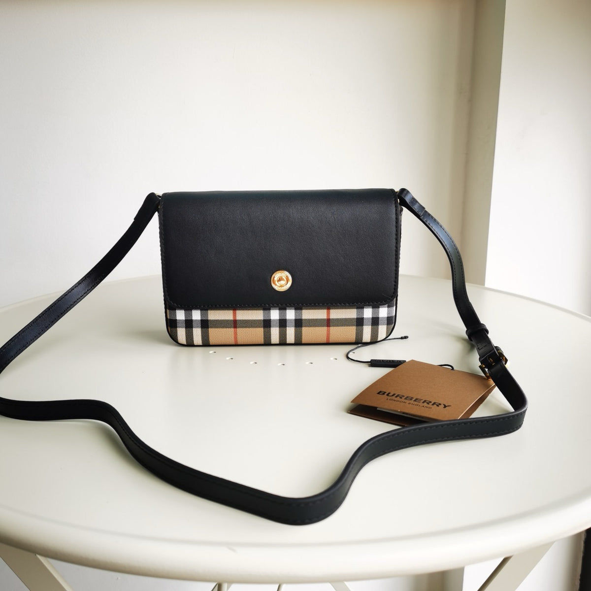 Mehrfarbige Tasche
