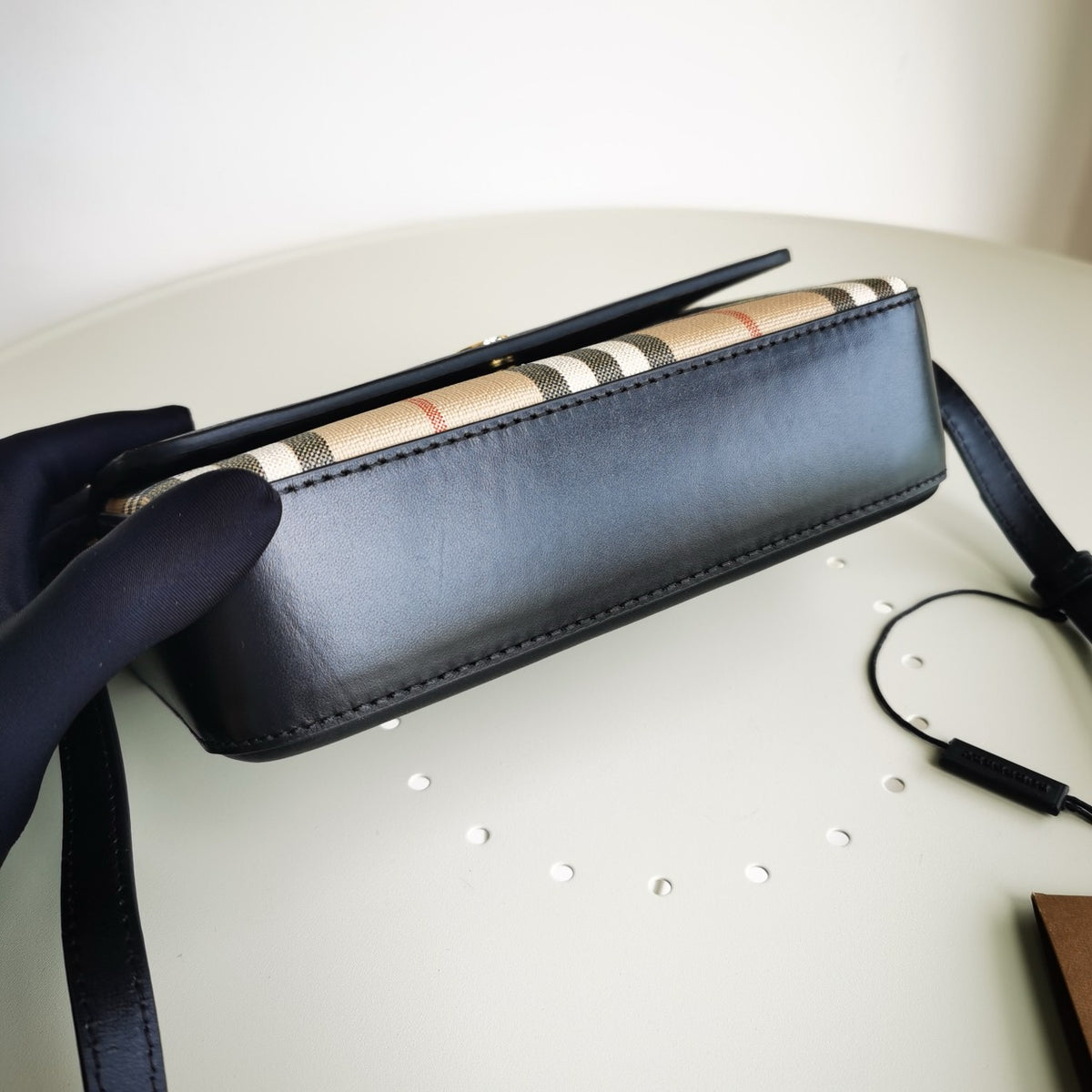 Mehrfarbige Tasche