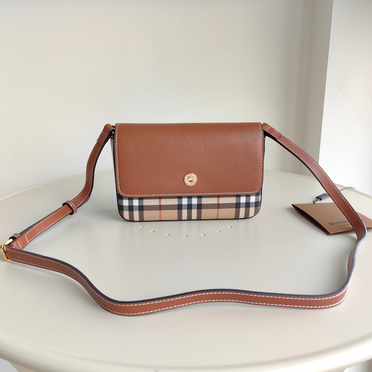 Mehrfarbige Tasche