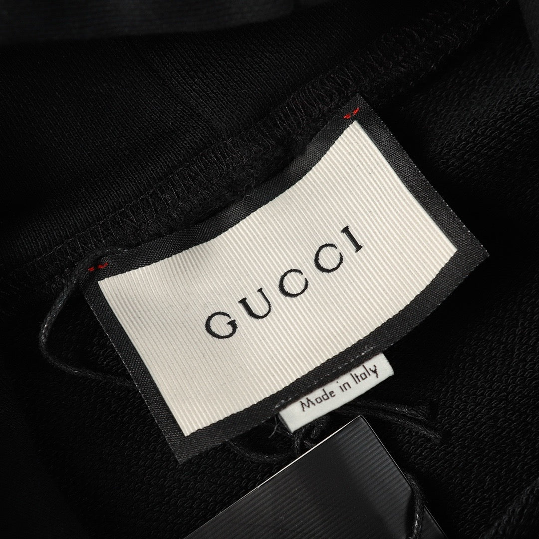 Black Hoodie - FashionHype.xyz