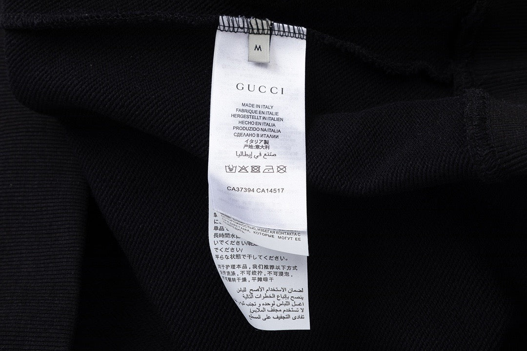 Black Sweatshirt - FashionHype.xyz