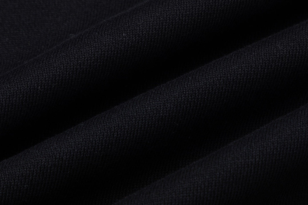 Black Sweatshirt - FashionHype.xyz