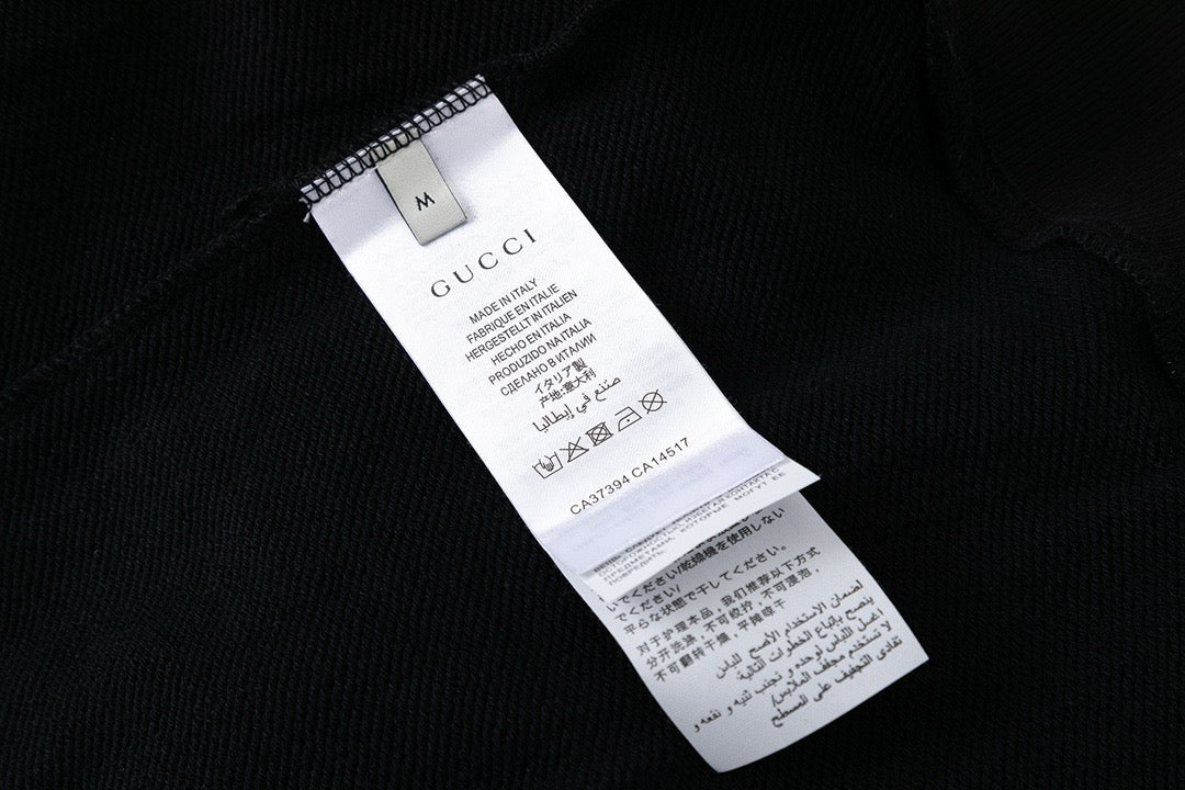 Black Hoodie - FashionHype.xyz