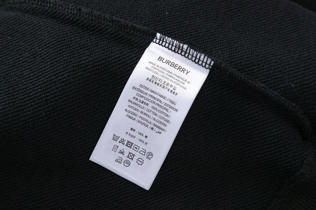Black Hoodie - FashionHype.xyz