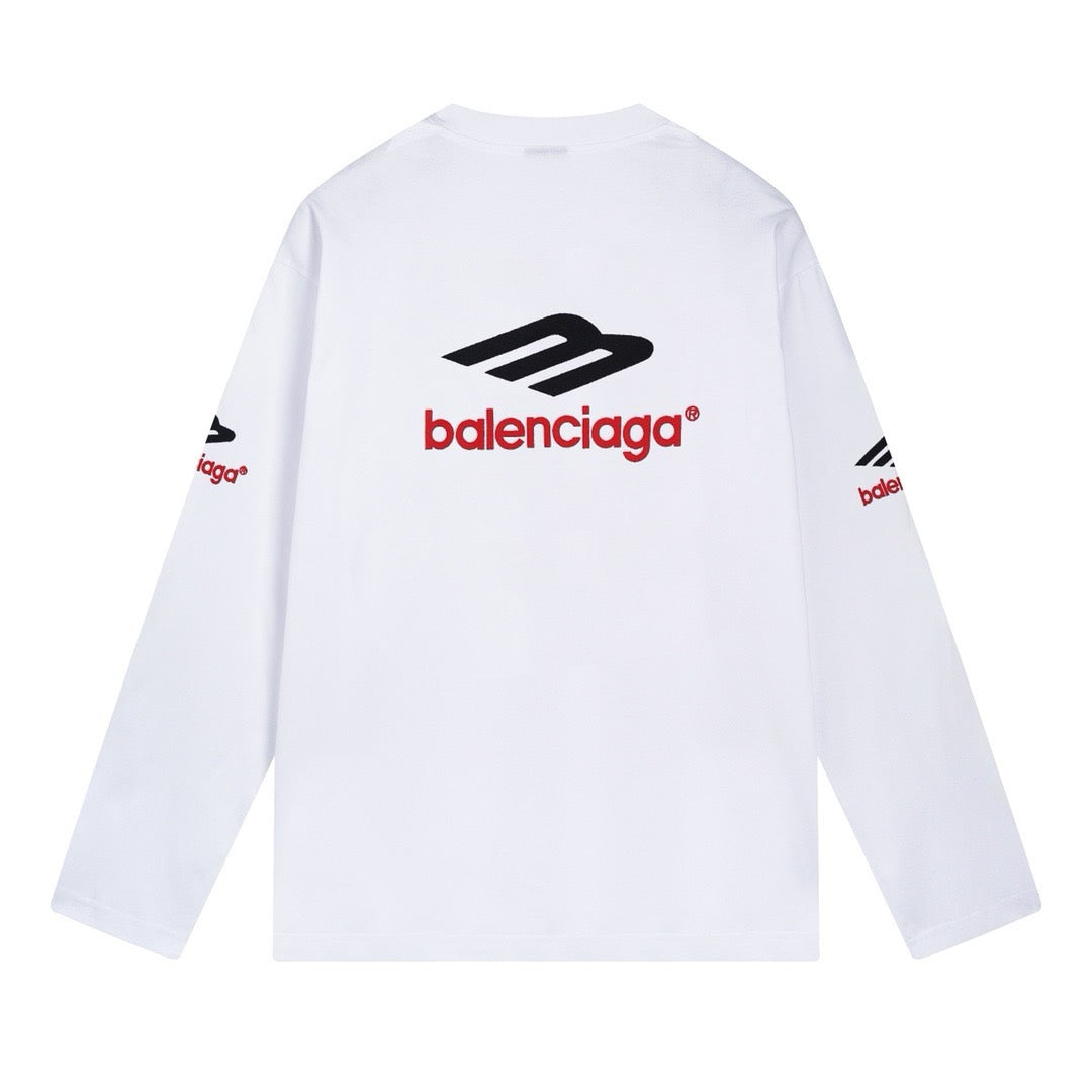 Black and White Sweatshirt - Size M - FashionHype.xyz