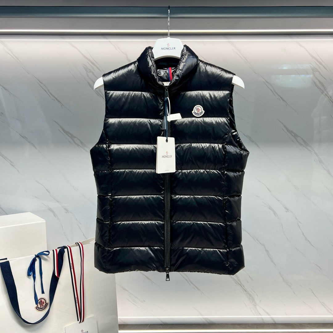White and Black Vest - FashionHype.xyz