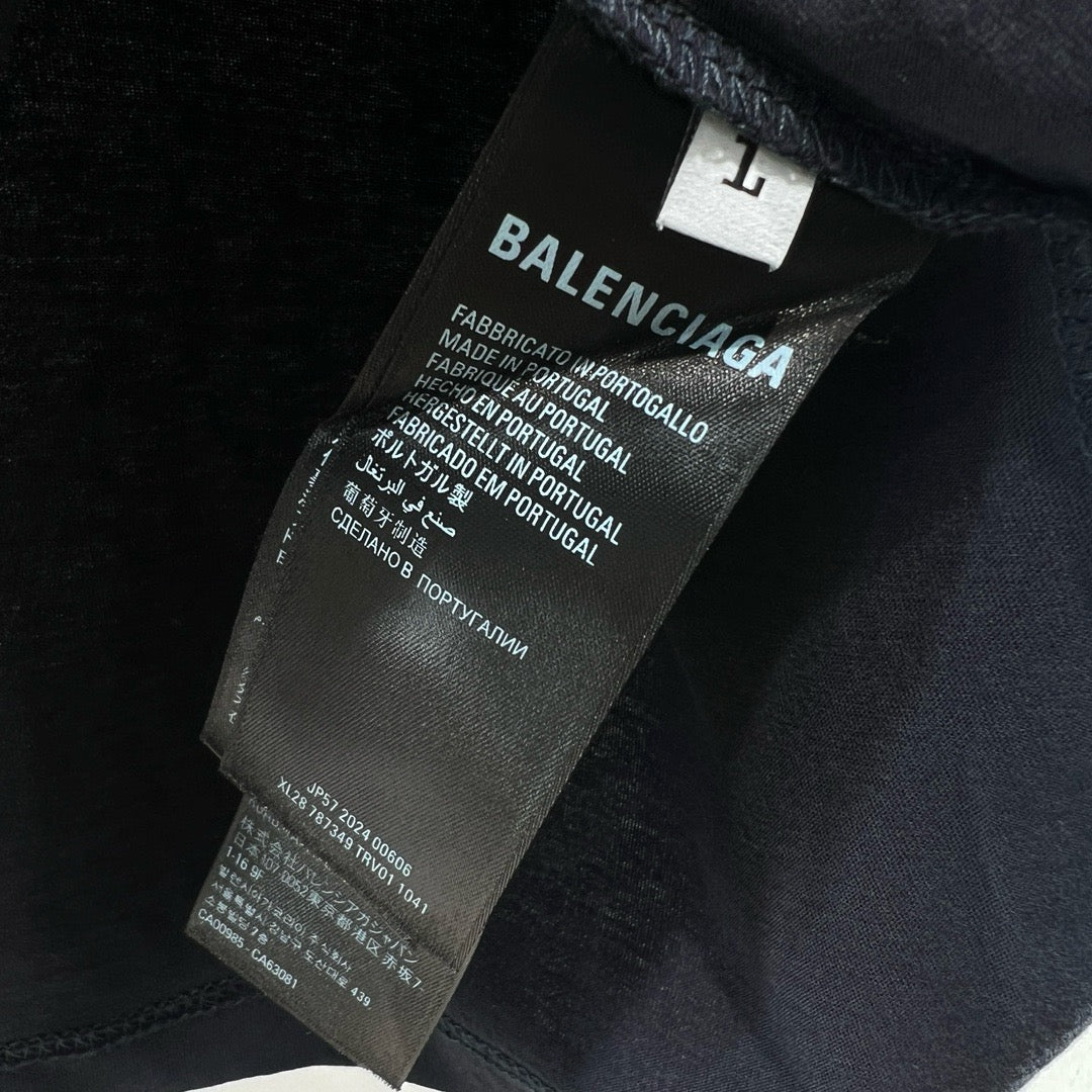 Black T-shirt - FashionHype.xyz