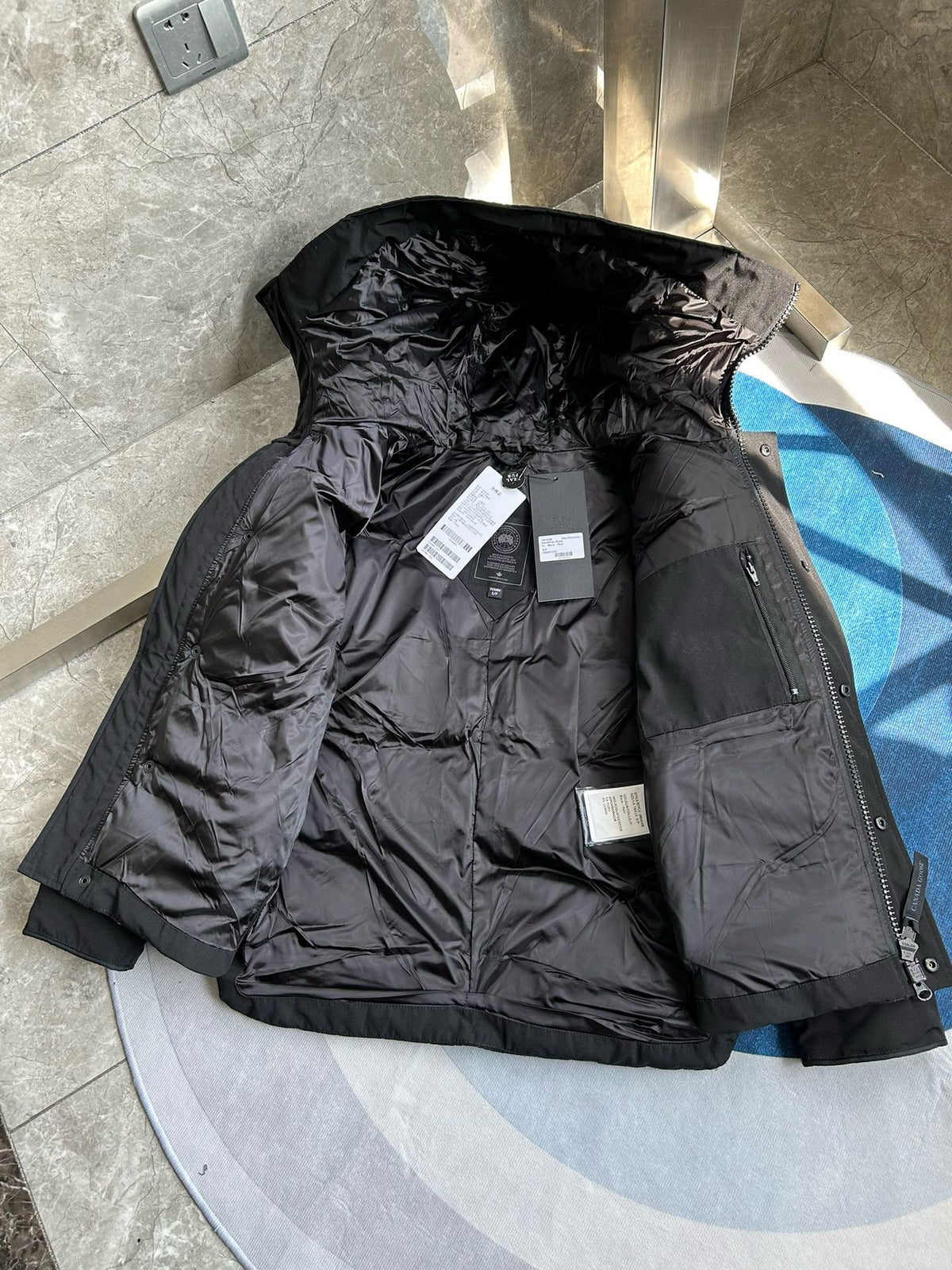 Black,Blue,White and Grey Jacket - FashionHype.xyz