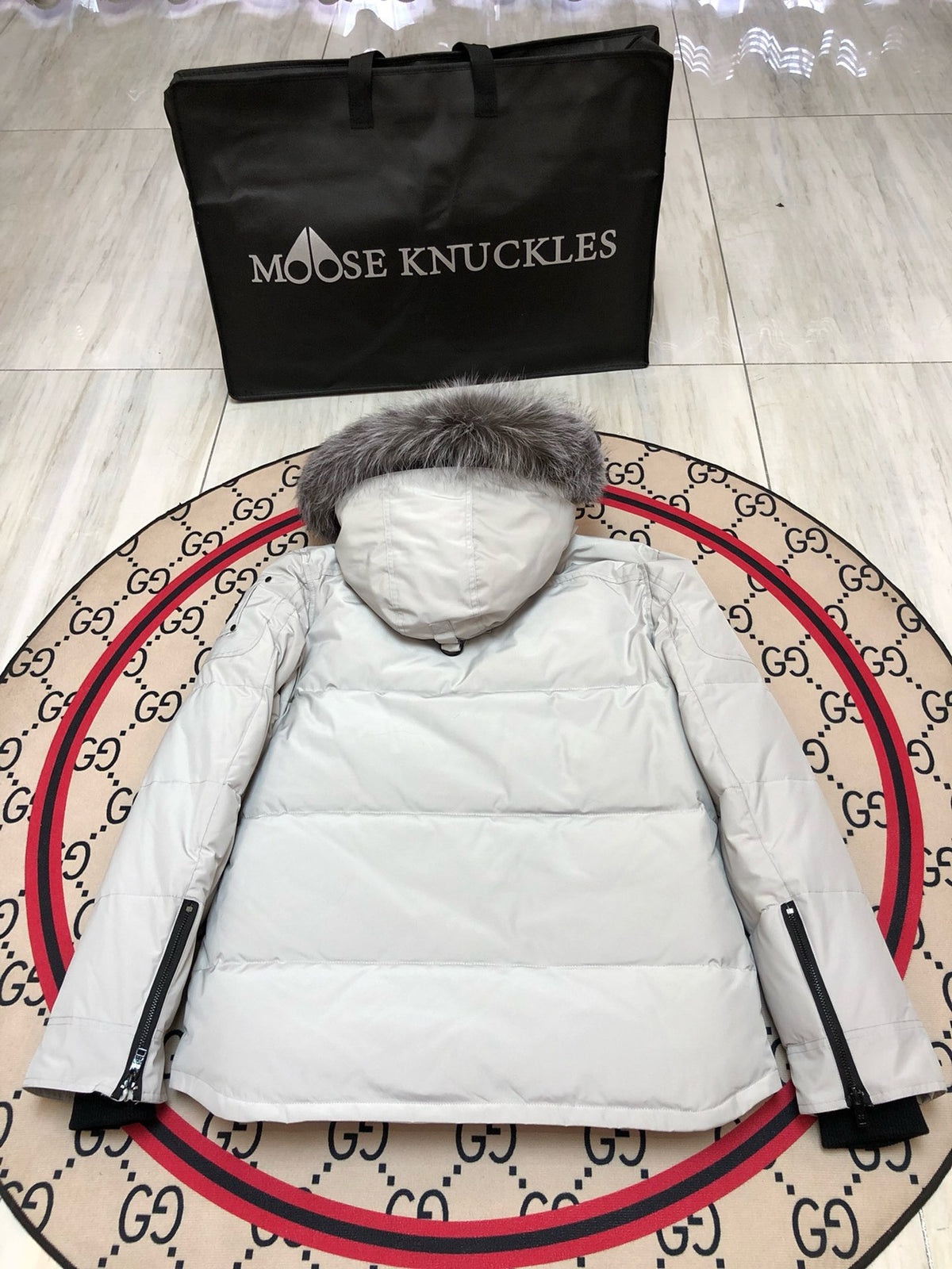 Black and White  Jacket - Size L - FashionHype.xyz