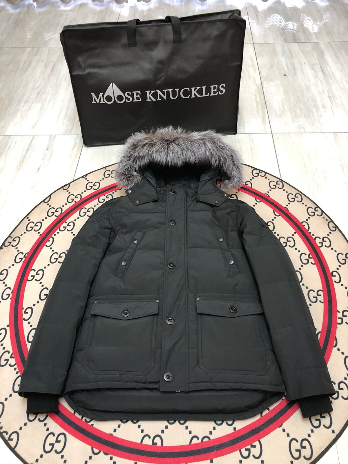 Black and White  Jacket - Size L - FashionHype.xyz