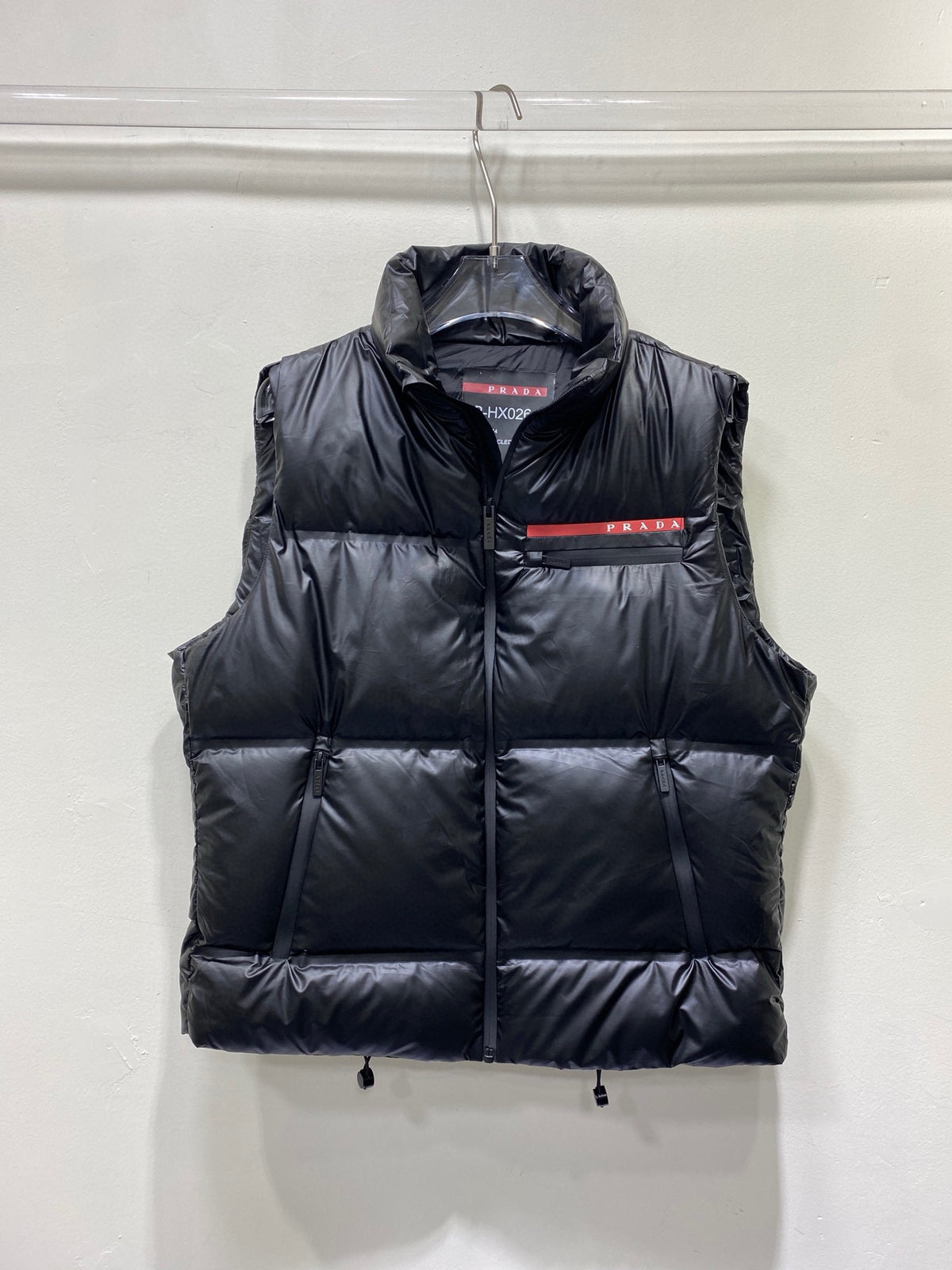 Black Vest - FashionHype.xyz