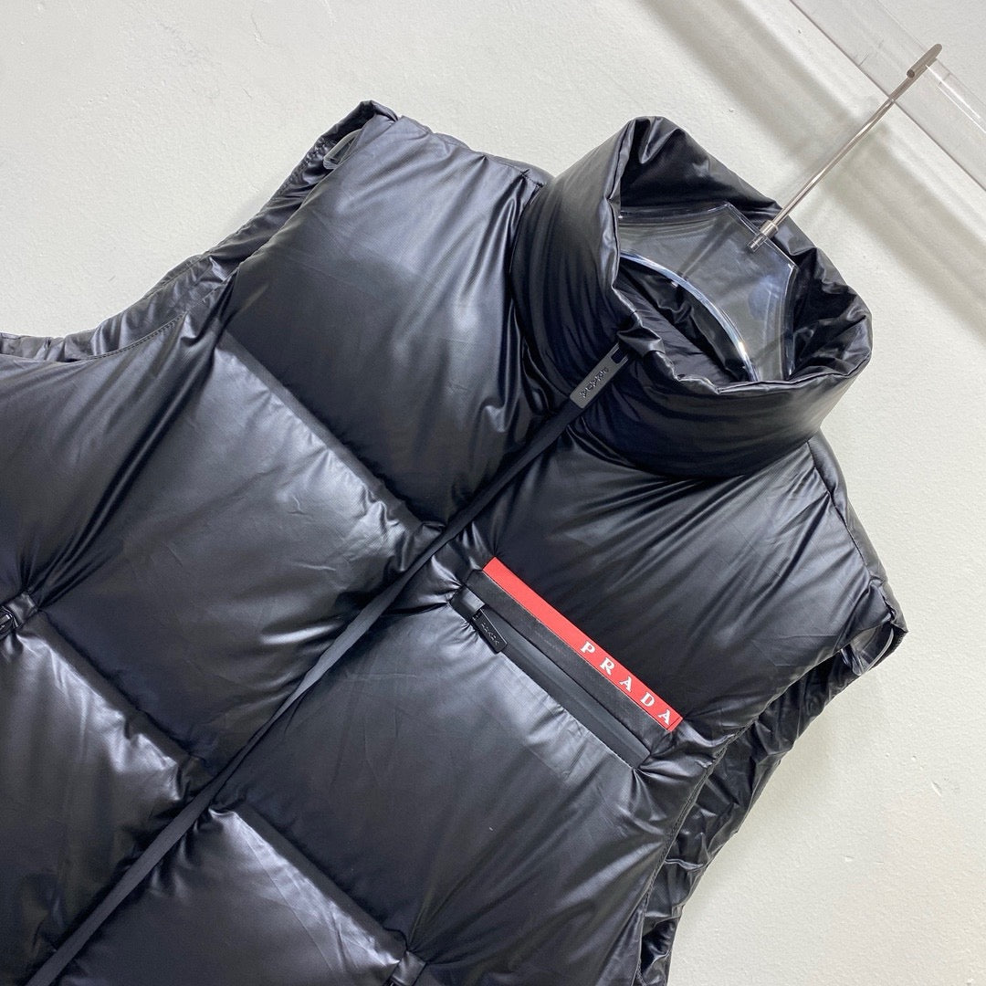 Black Vest - FashionHype.xyz