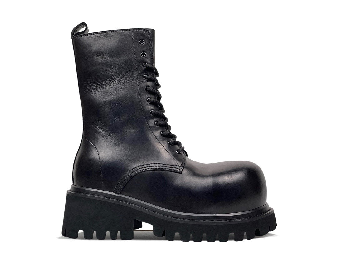Black Shoes - FashionHype.xyz