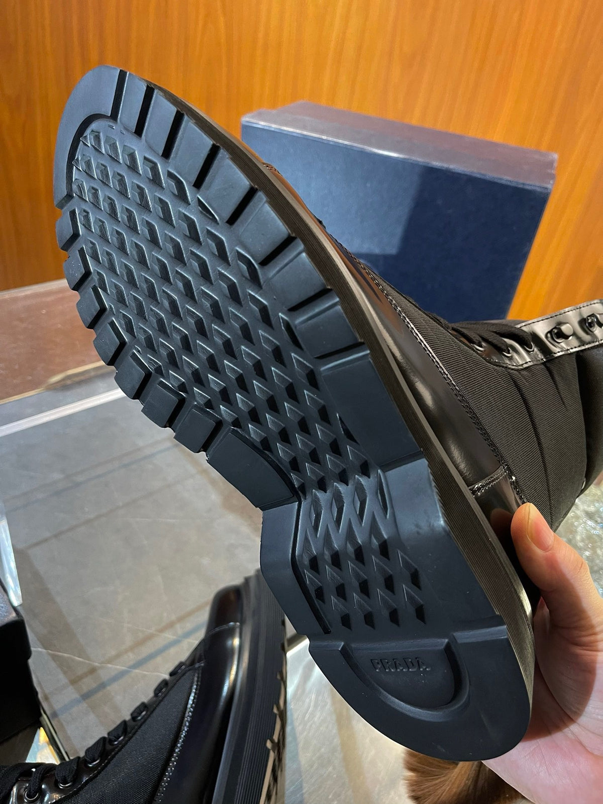 Black Shoes - FashionHype.xyz