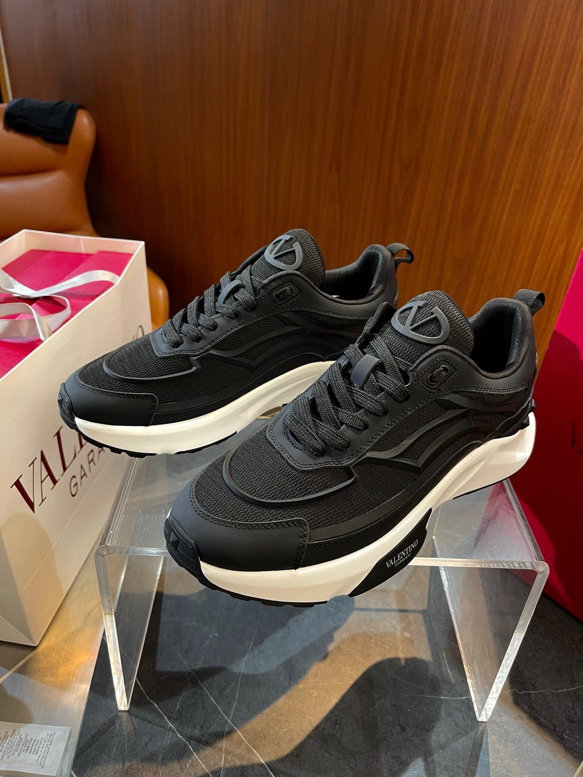 Mehrfarbige Schuhe