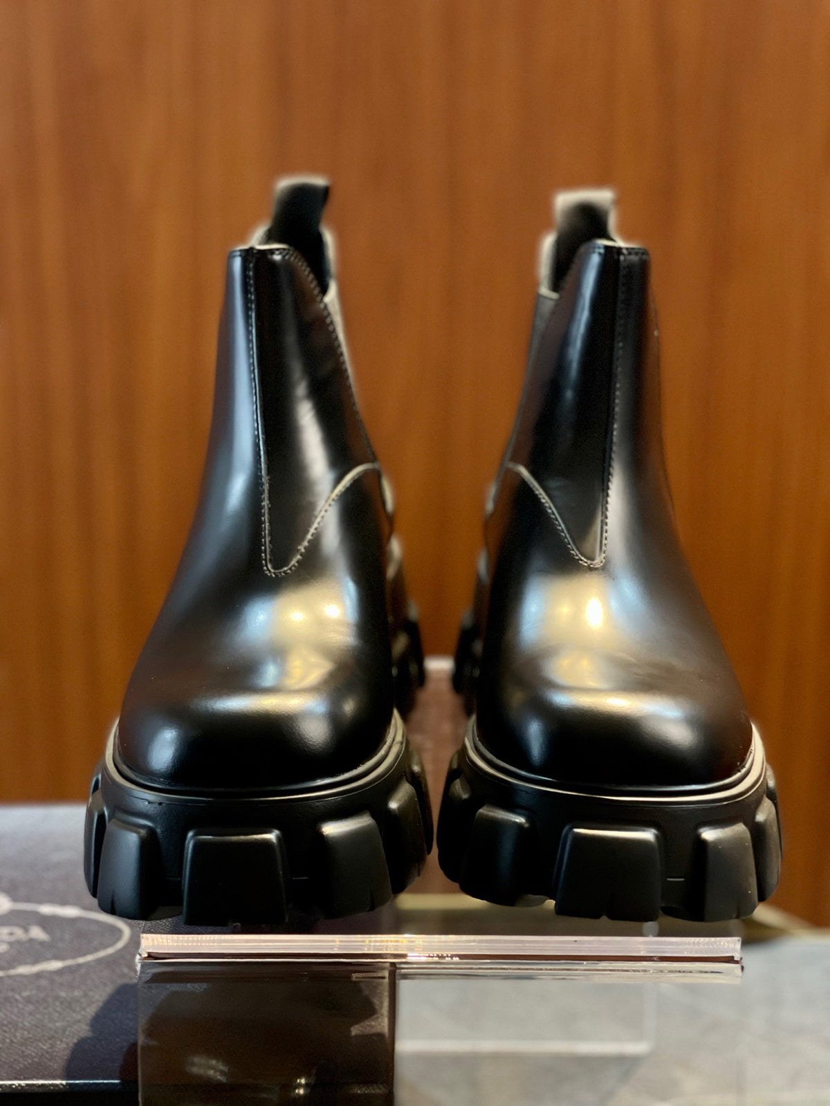 Black Shoes - FashionHype.xyz