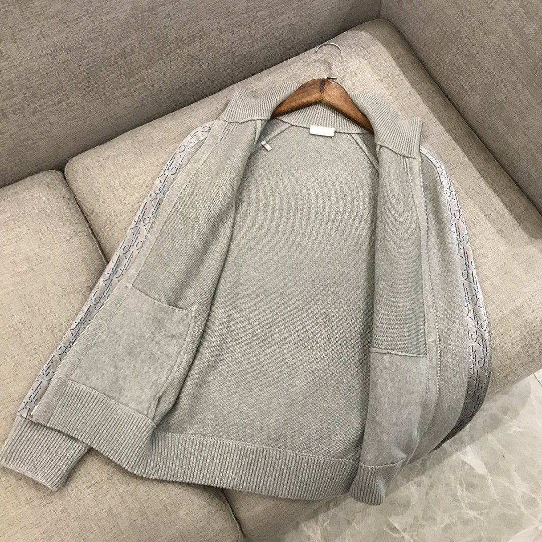 Gray Jacket - FashionHype.xyz