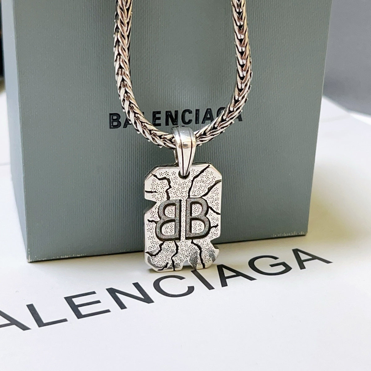 Silver Necklace - FashionHype.xyz