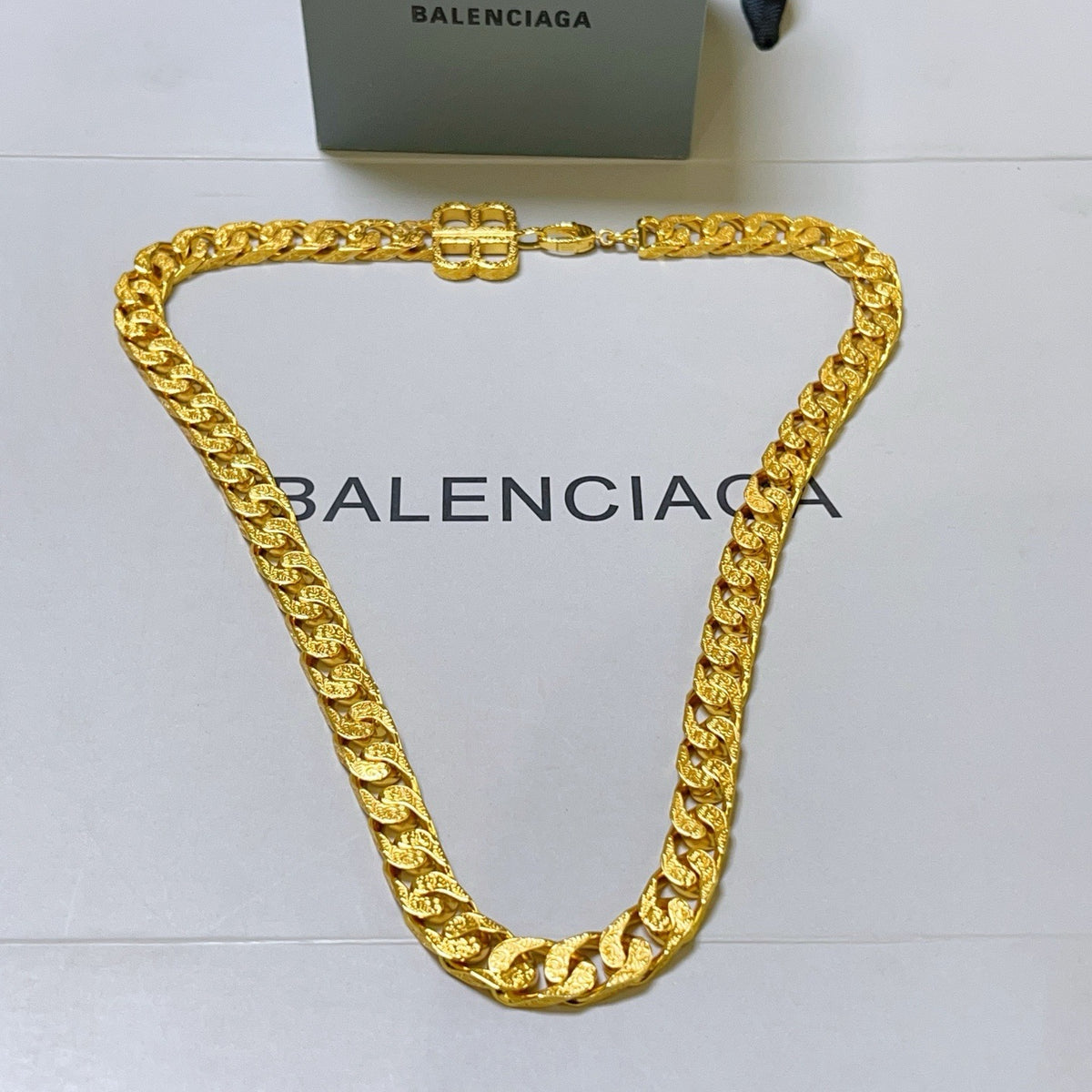 Golden Necklace - FashionHype.xyz