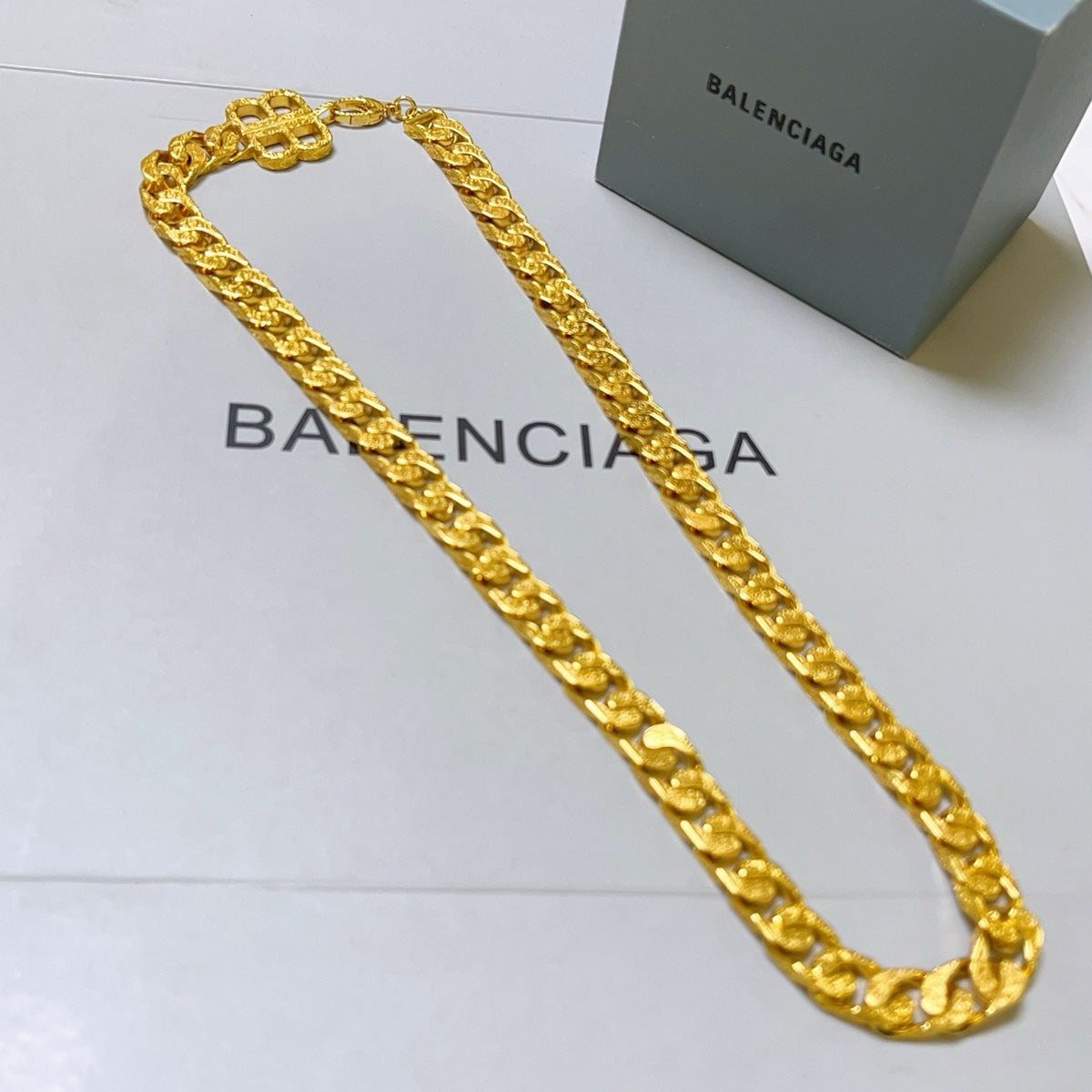 Golden Necklace - FashionHype.xyz
