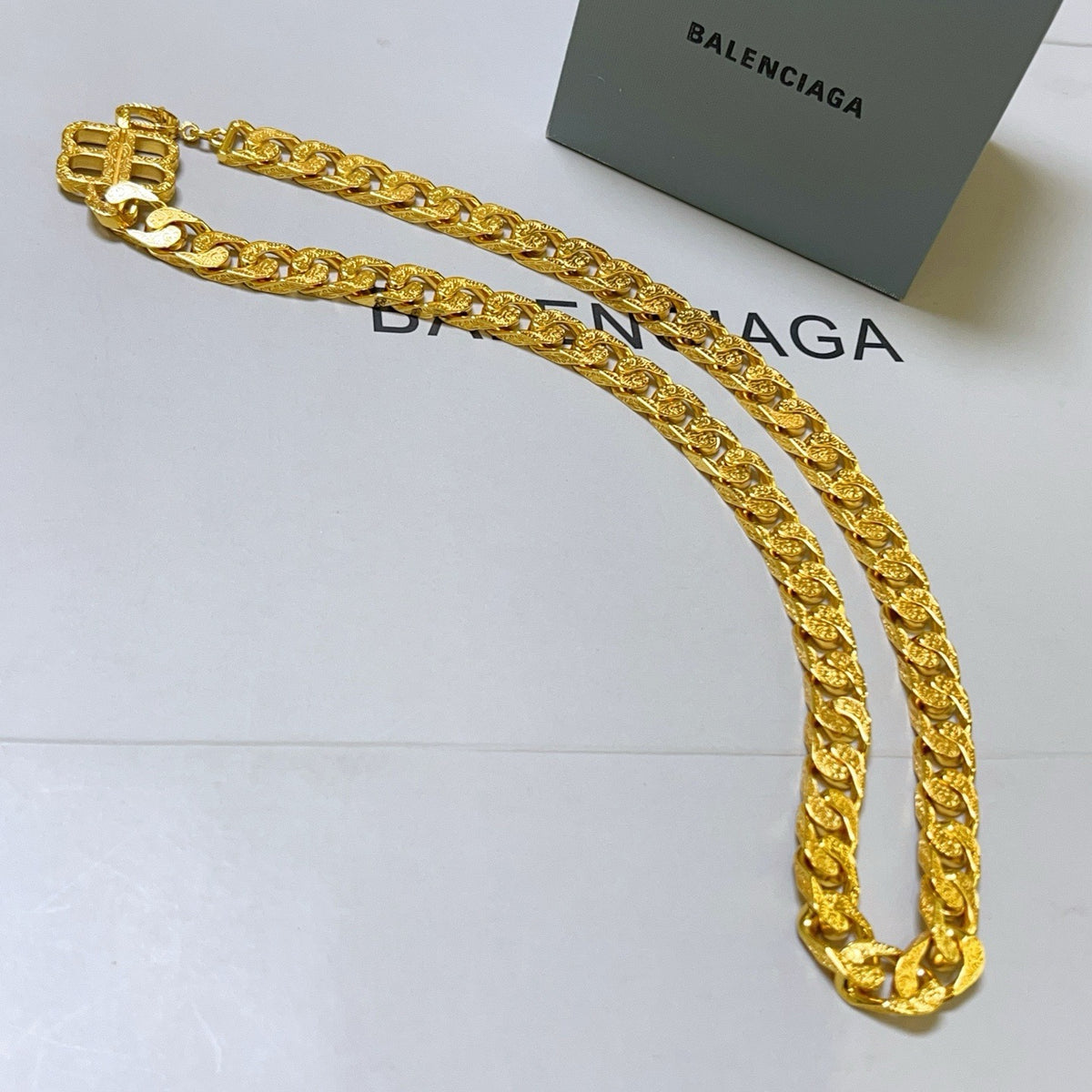 Golden Necklace - FashionHype.xyz