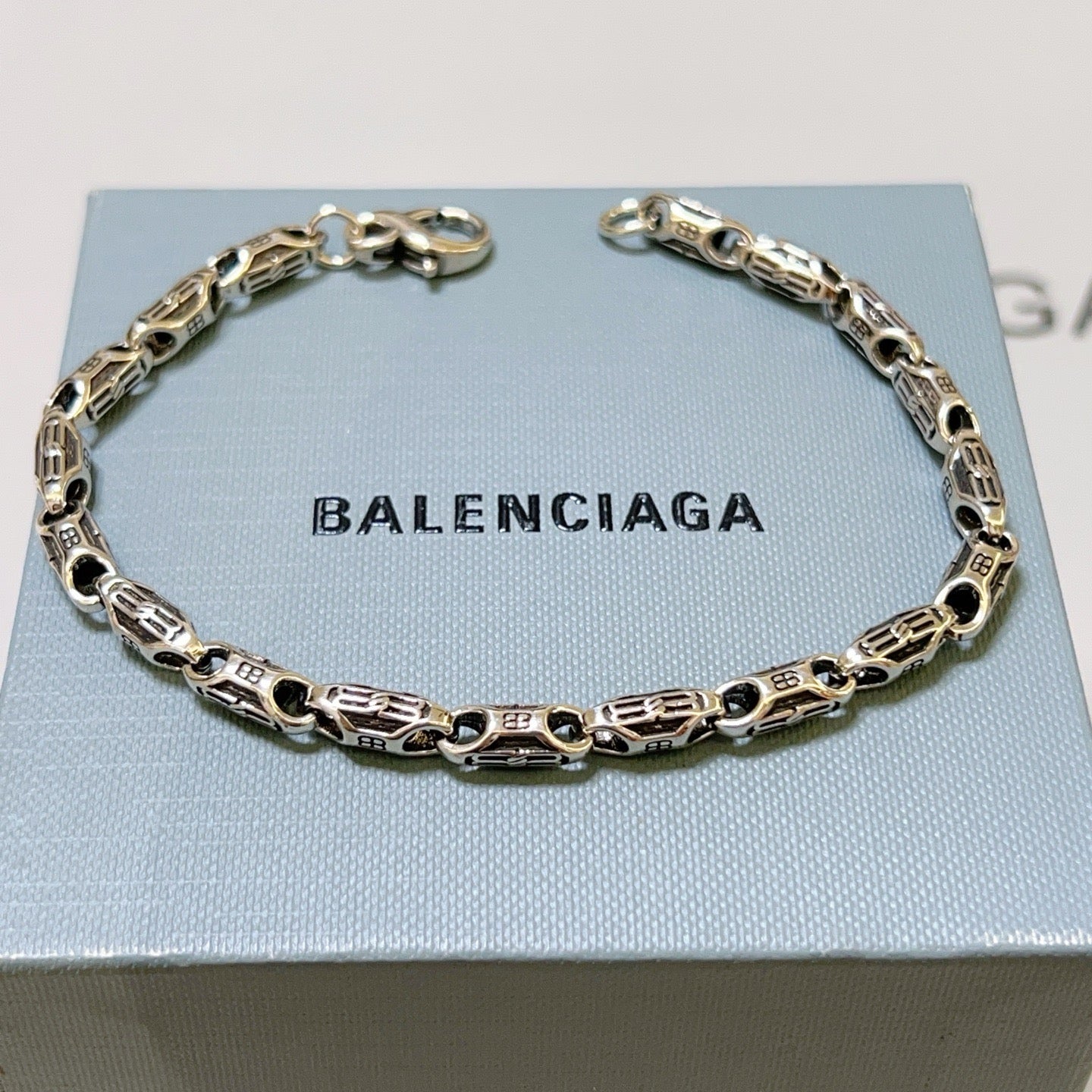 Silver Black Bracelet - FashionHype.xyz