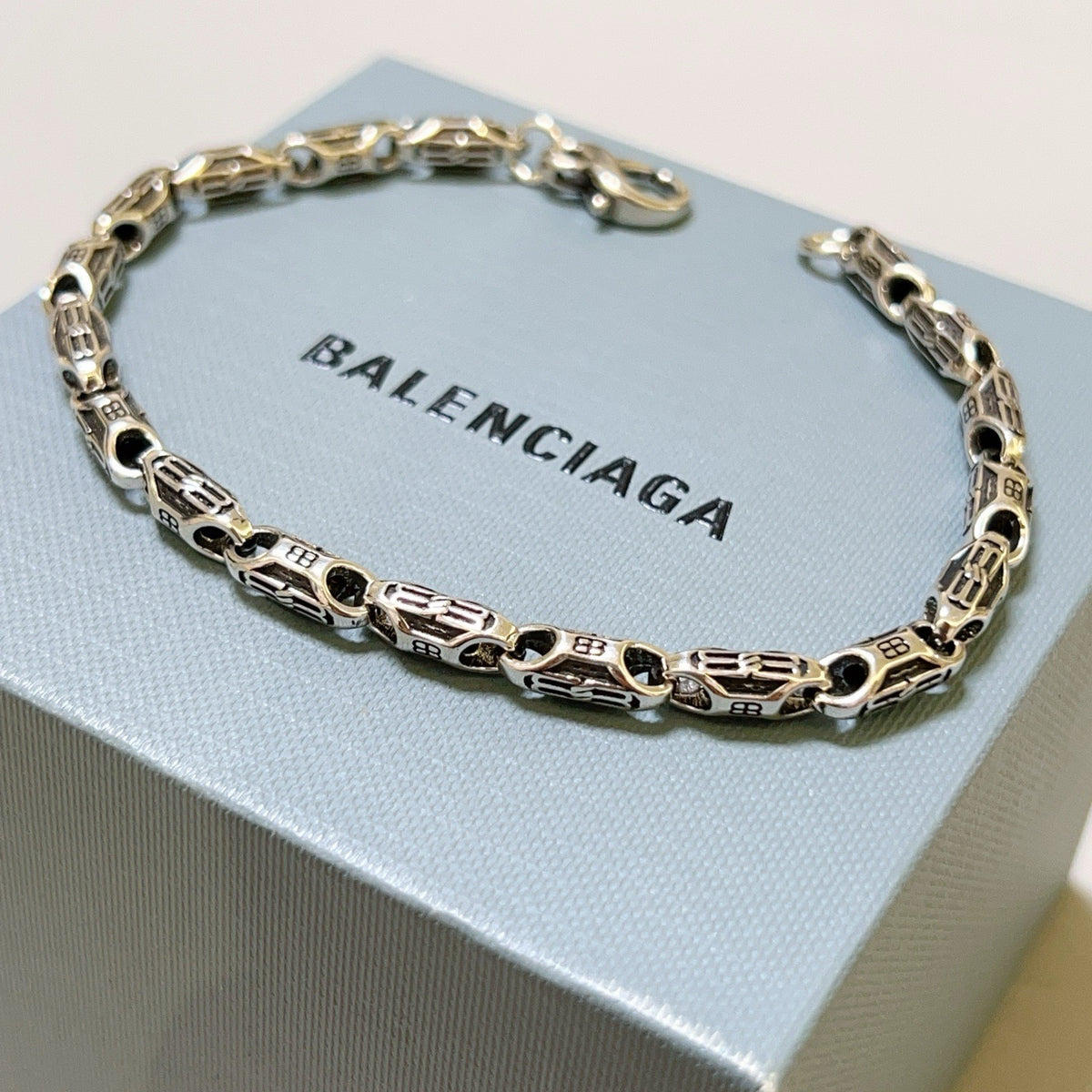 Silver Black Bracelet - FashionHype.xyz